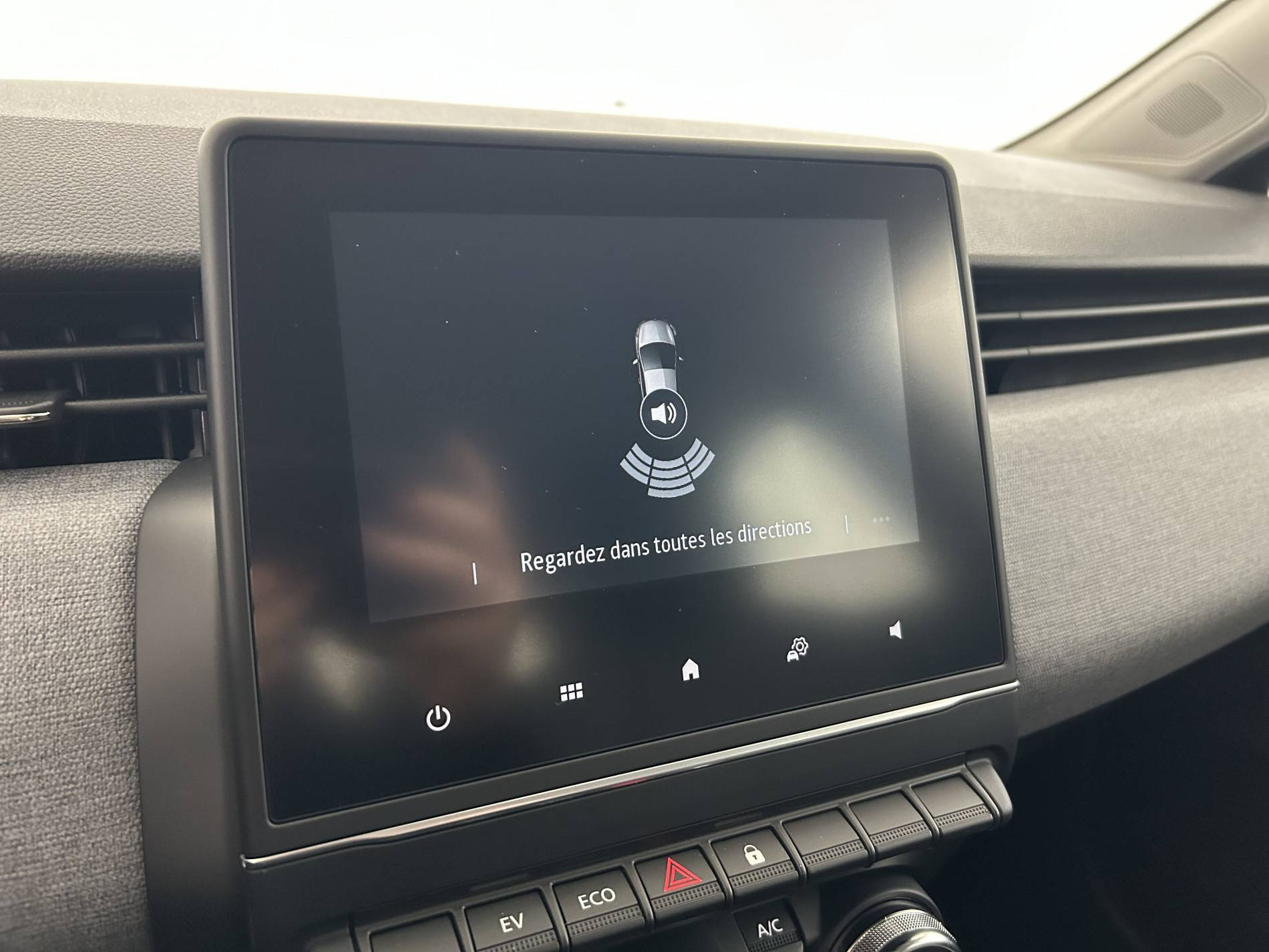 Vente en ligne Renault Clio 5 Clio E-Tech full hybrid 145 ch GSR2 au prix de 19 690 €