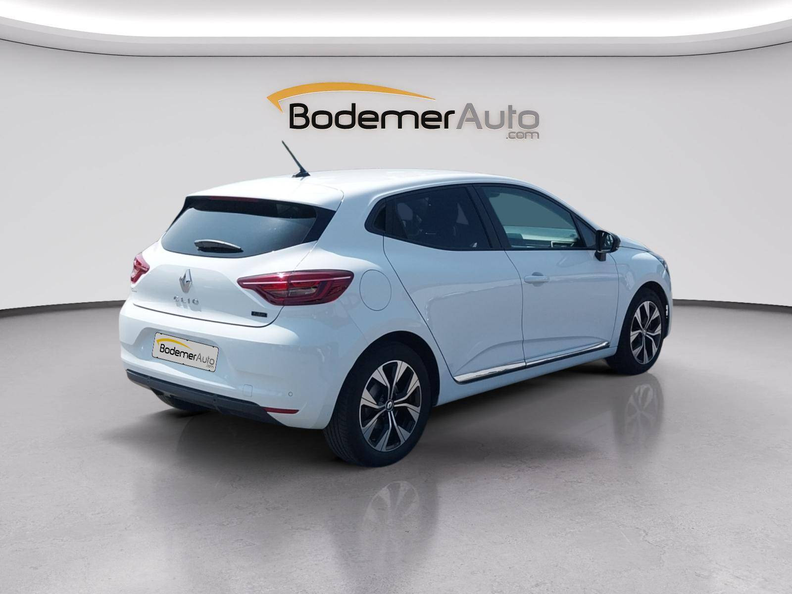 Vente en ligne Renault Clio 5 Clio E-Tech full hybrid 145 au prix de 15 690 €
