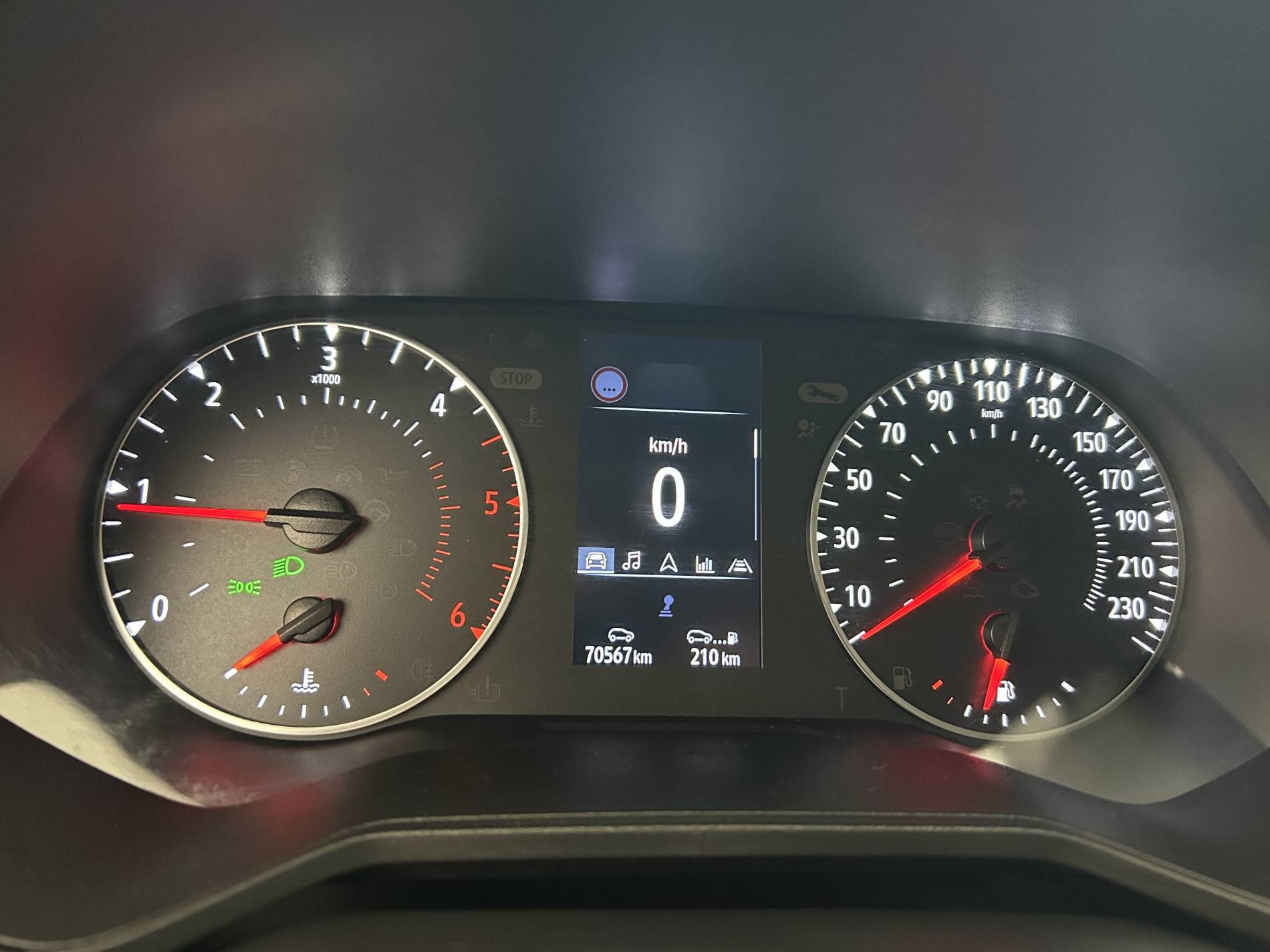 Vente en ligne Renault Clio 5 Clio Blue dCi 100 - 21N au prix de 13 890 €