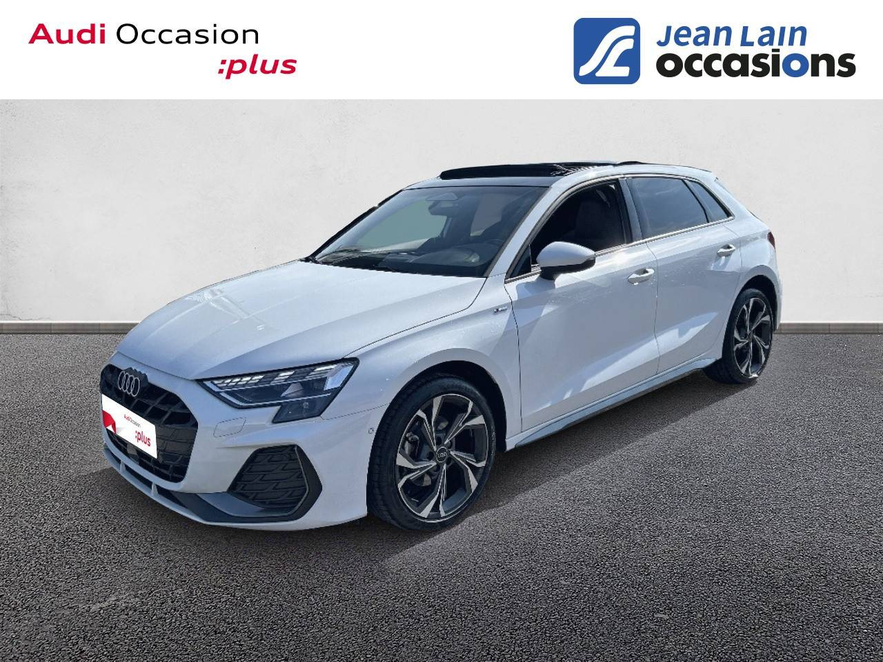 Vente en ligne AUDI A3 SPORTBACK A3 Sportback TDI 150 S tronic 7 S line de 2025 au prix de 37 890 €