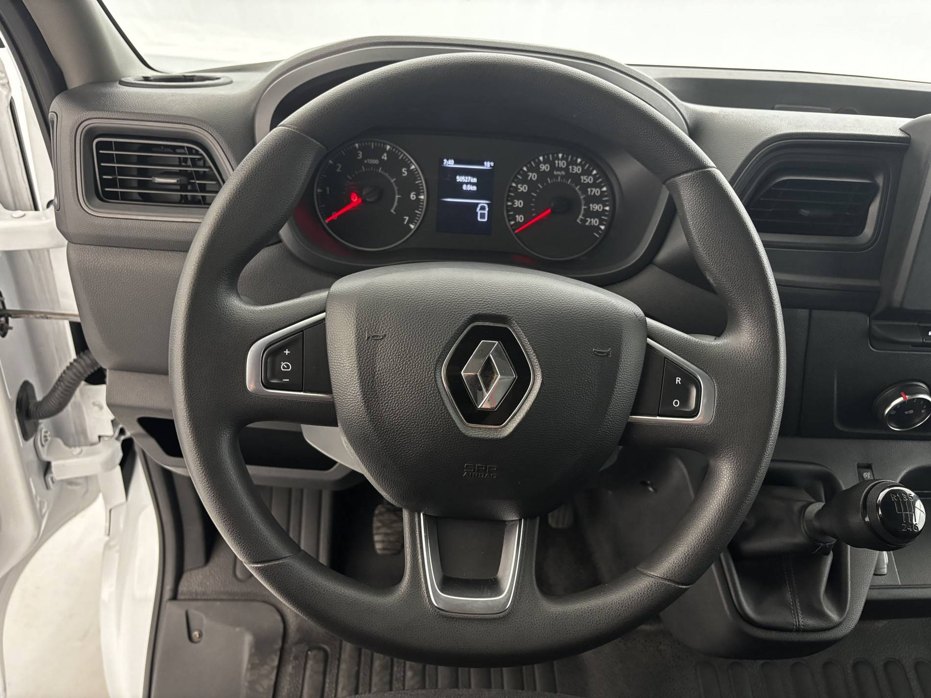 Vente en ligne Renault Master Fourgon MASTER FGN TRAC F3500 L2H2 BLUE DCI 135 au prix de 23 390 €