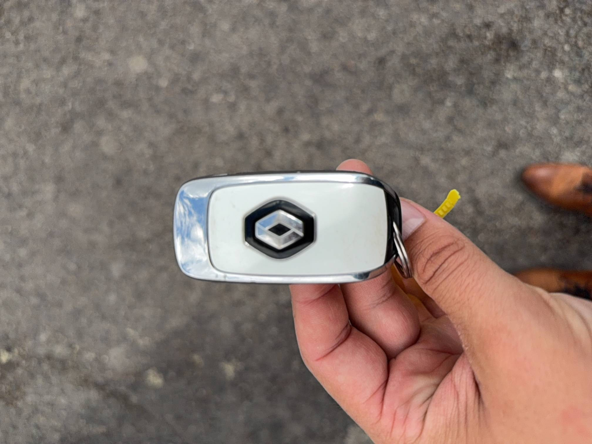 Vente en ligne Renault Clio 5 Clio TCe 90 au prix de 13 390 €