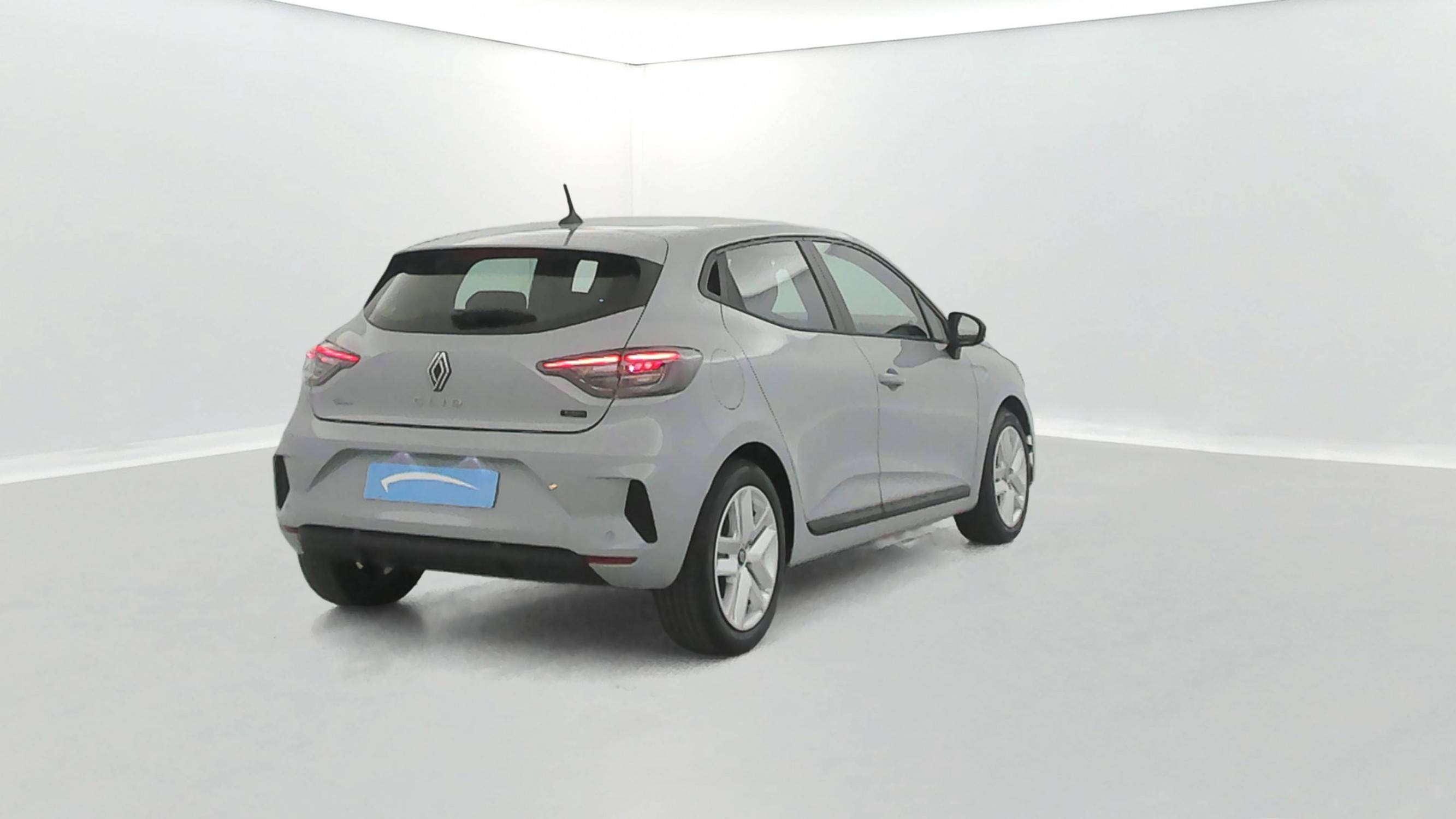 Vente en ligne Renault Clio 5 Clio E-Tech full hybrid 145 ch GSR2 au prix de 20 490 €