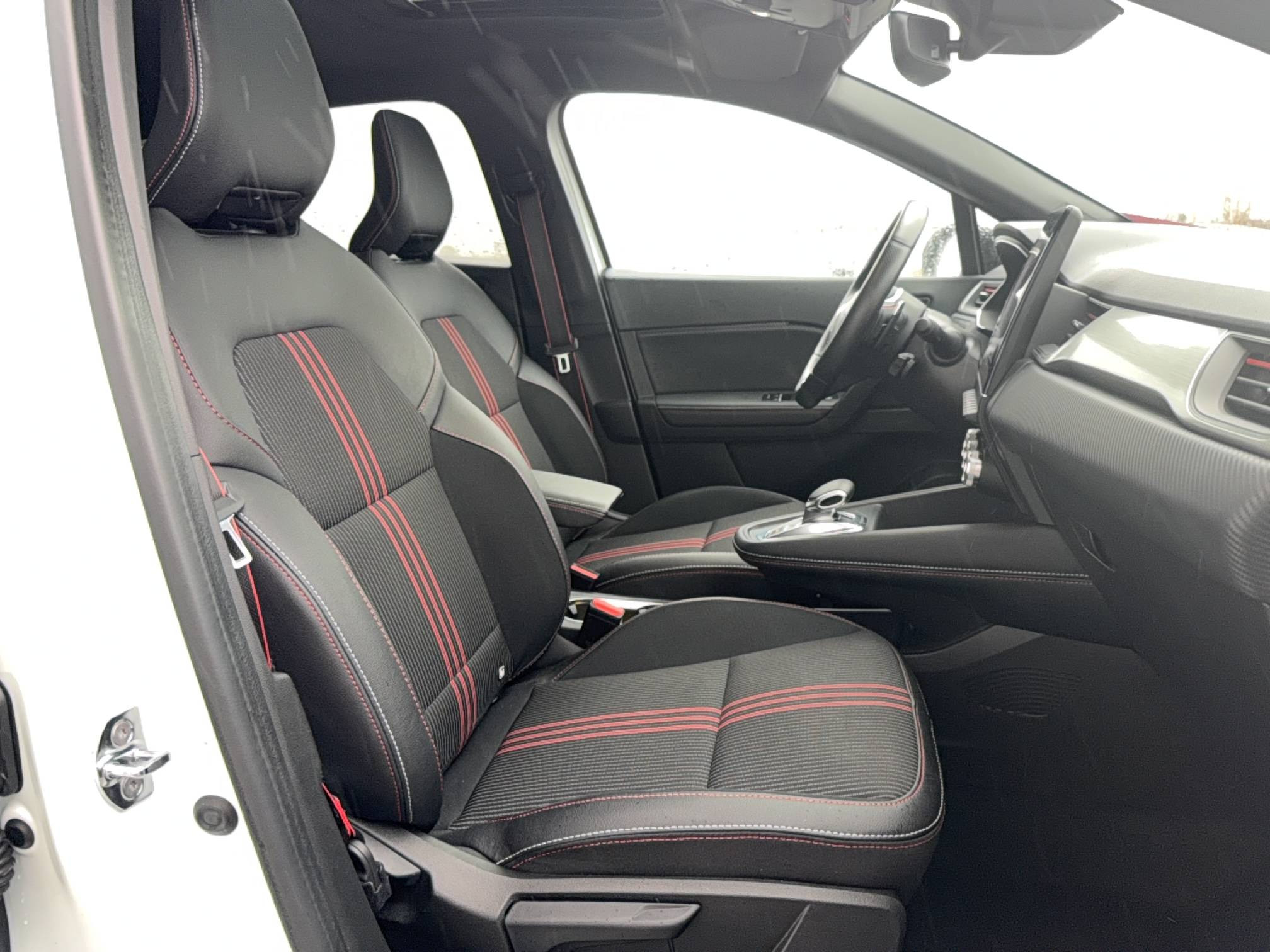 Vente en ligne Renault Captur  TCe 140 EDC - 21B au prix de 19 590 €