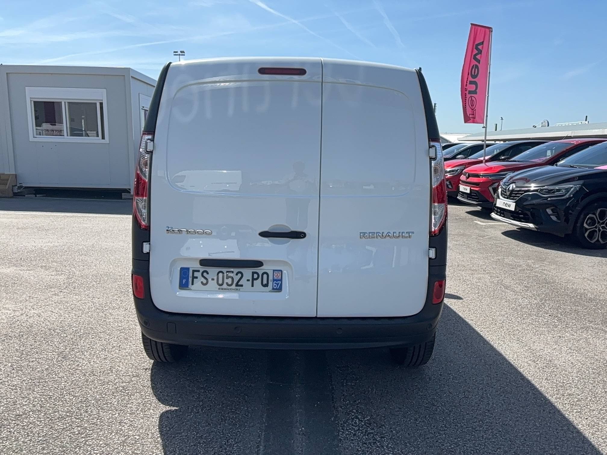 Vente en ligne Renault Kangoo Express  BLUE DCI 80 au prix de 12 290 €