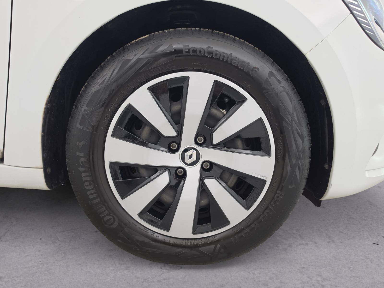 Vente en ligne Renault Clio 5 Clio TCe 90 au prix de 15 290 €