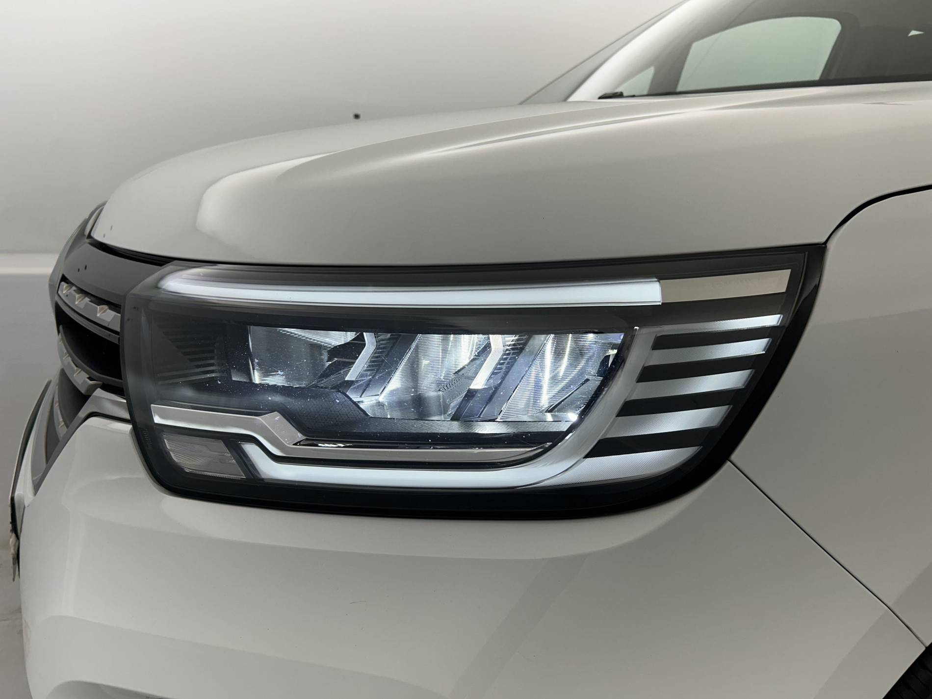 Vente en ligne Renault Kangoo  Blue dCi 95 au prix de 21 590 €