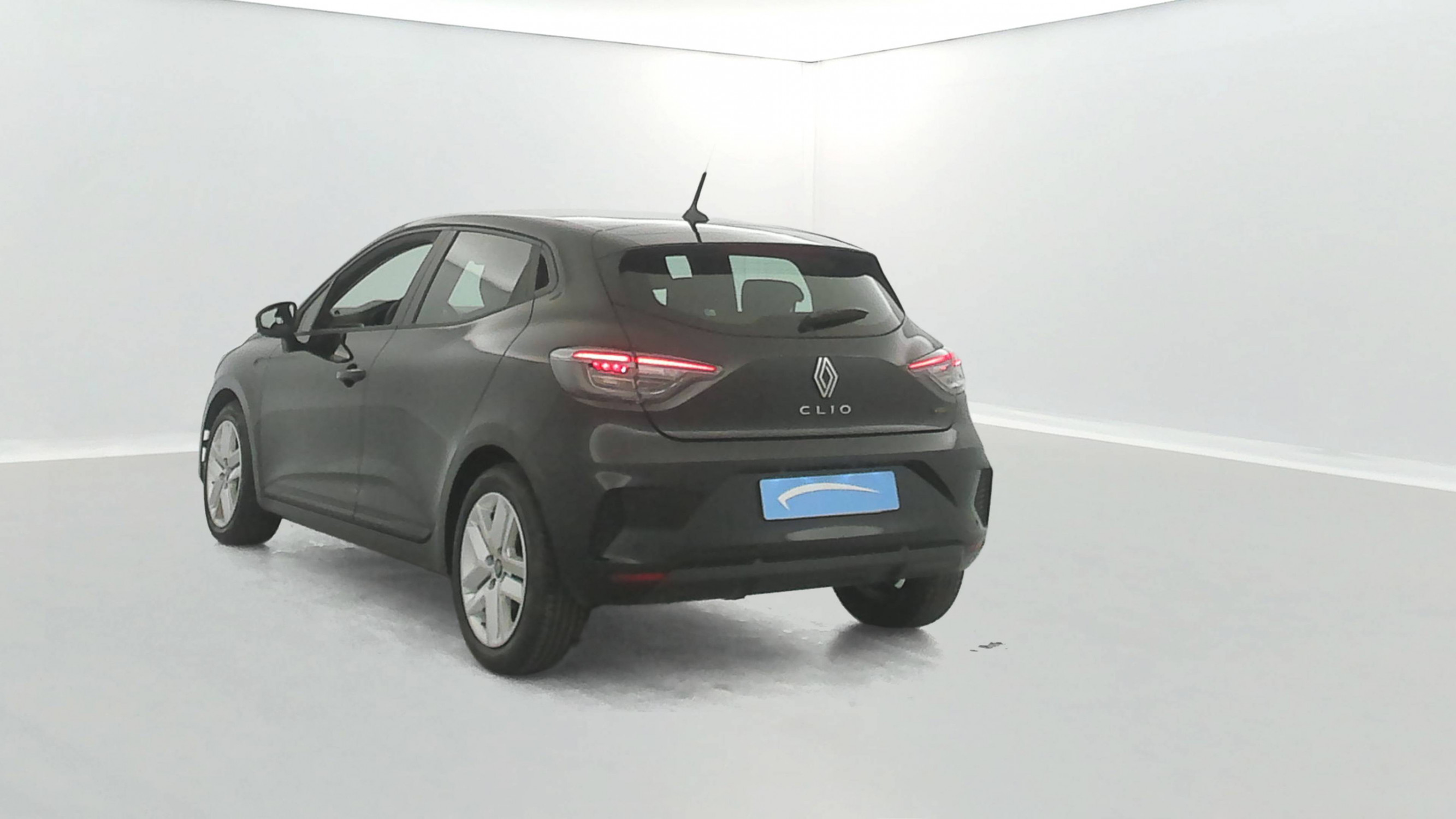 Vente en ligne Renault Clio 5 Clio E-Tech full hybrid 145 ch GSR2 au prix de 18 790 €