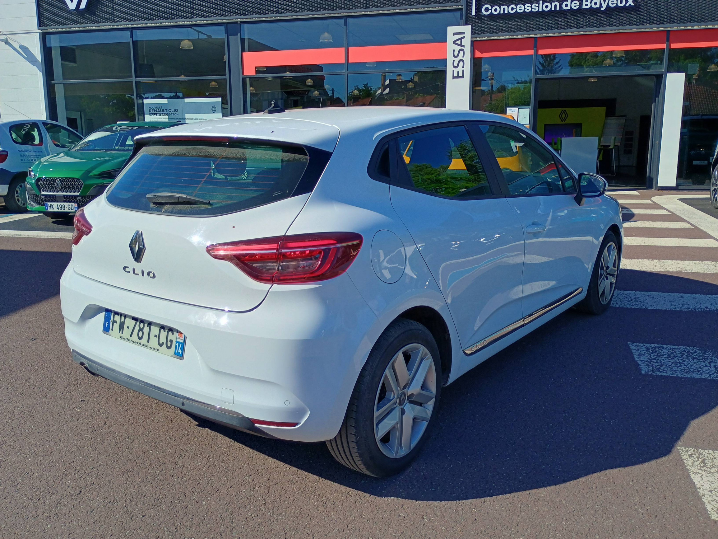 Vente en ligne Renault Clio 5 Clio Blue dCi 85 au prix de 12 590 €