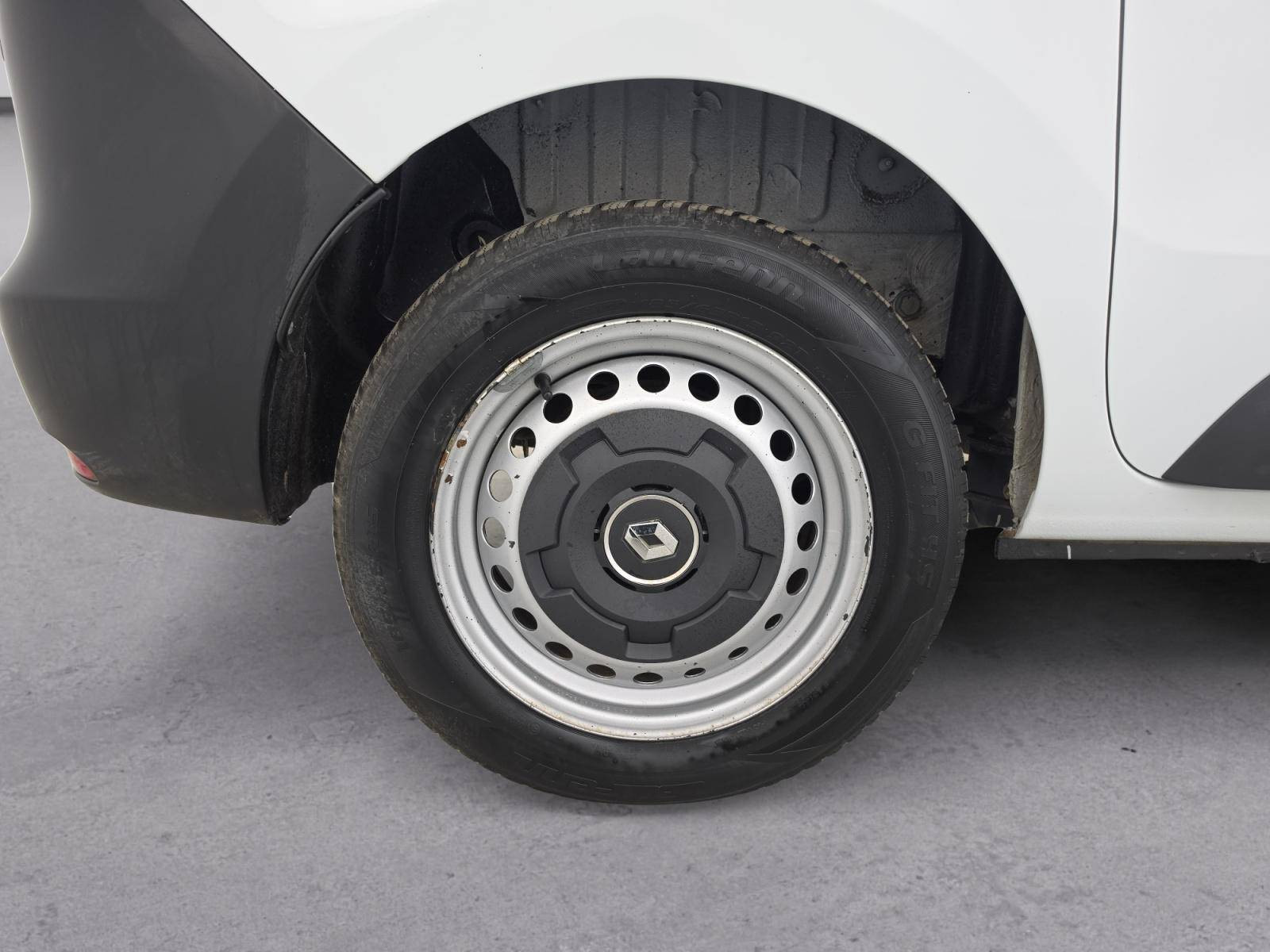 Vente en ligne Renault Express Van  BLUE DCI 75 - 22 au prix de 13 290 €