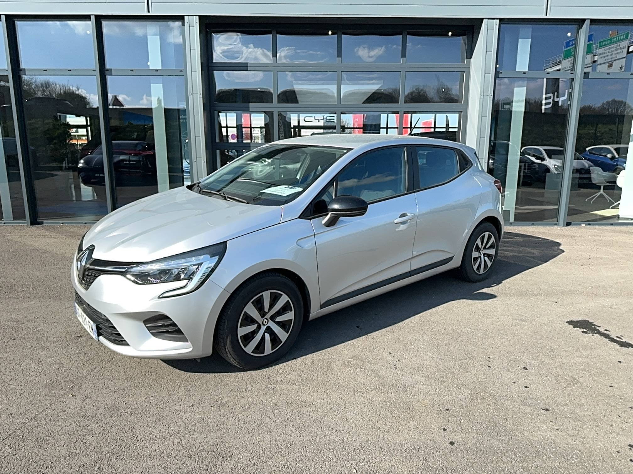 Renault Clio 5 Clio TCe 90 occasion de 2023 en vente à Angers