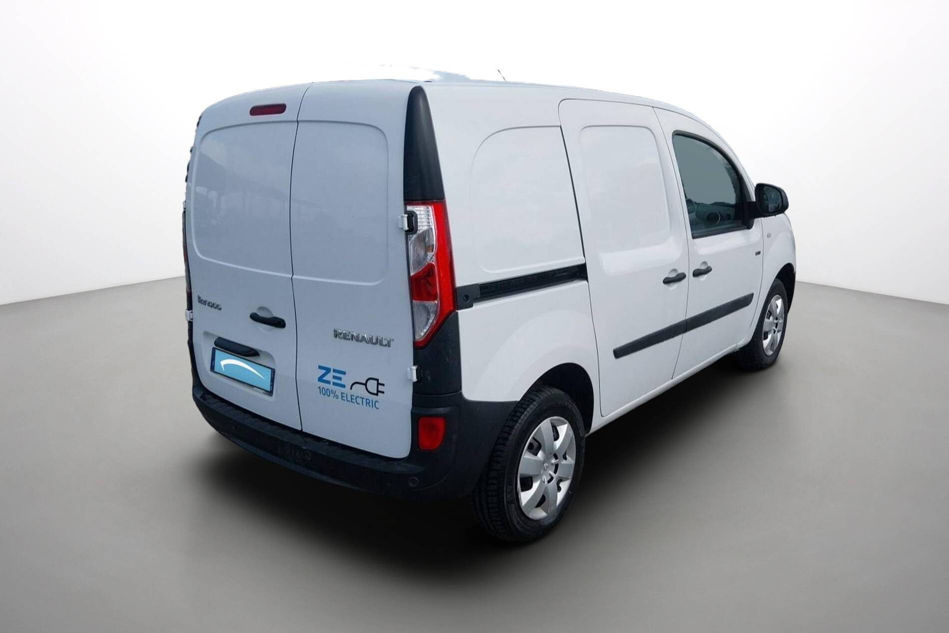 Vente en ligne Renault Kangoo E-Tech KANGOO ELECTRIQUE ACHAT INTEGRAL au prix de 12 990 €