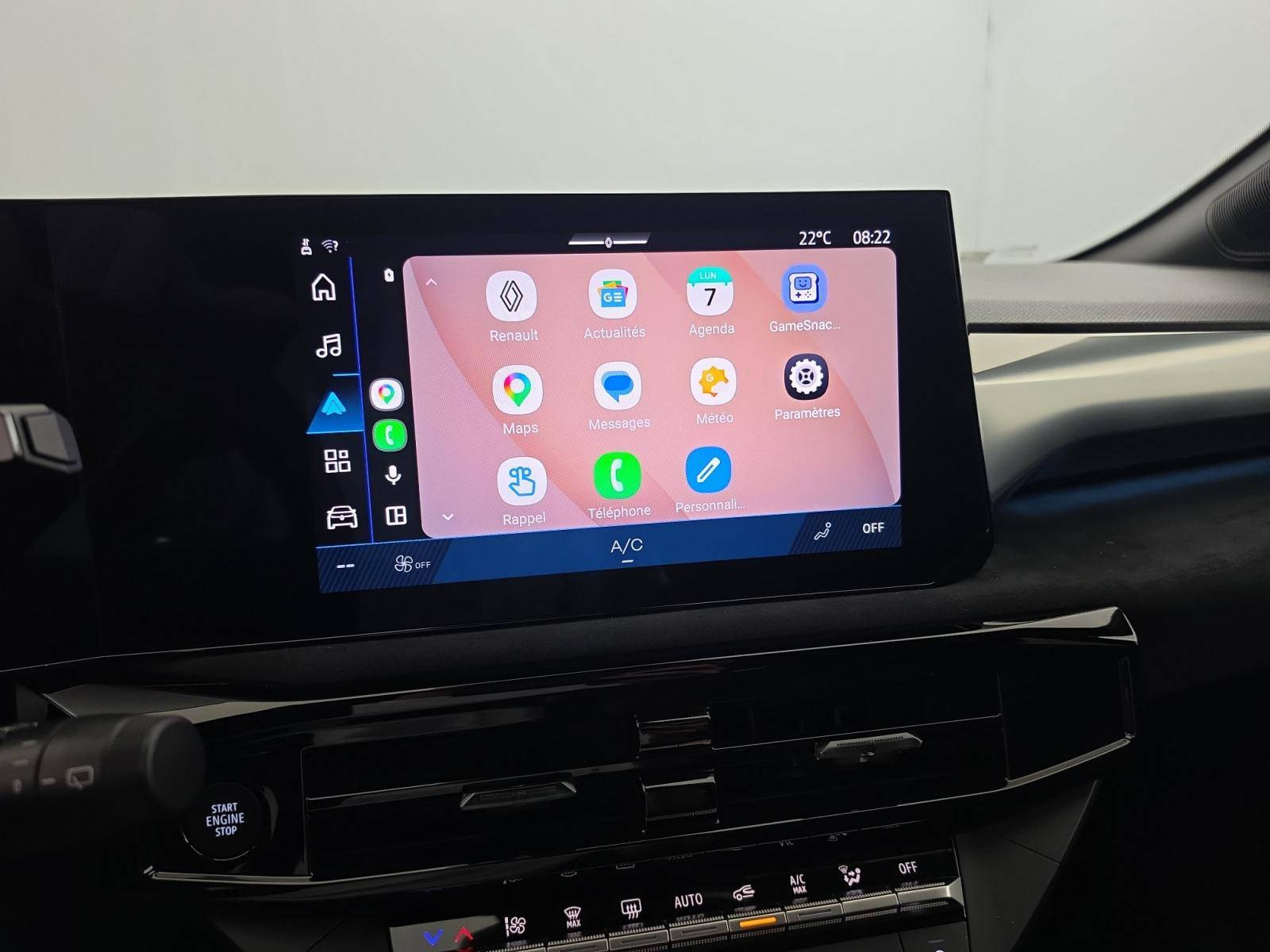 Vente en ligne Renault Clio 6 Clio E-Tech full hybrid 160 ch au prix de 28 490 €