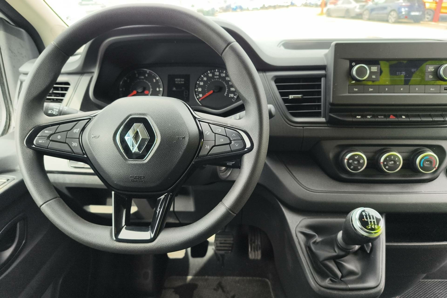 Vente en ligne Renault Trafic 3 Fourgon TRAFIC FGN L2H1 3000 KG BLUE DCI 130 au prix de 22 990 €