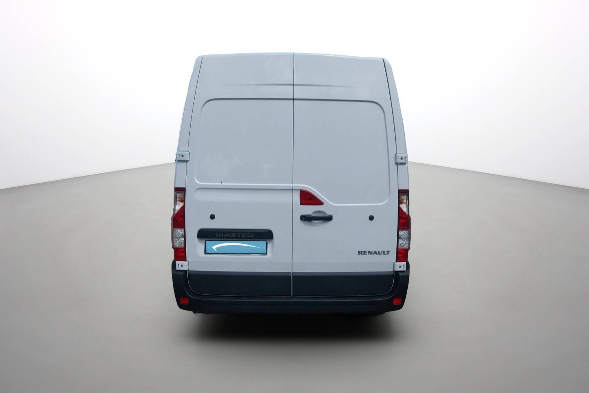 Vente en ligne Renault Master Fourgon MASTER FGN TRAC F3500 L2H2 BLUE DCI 135 au prix de 24 990 €