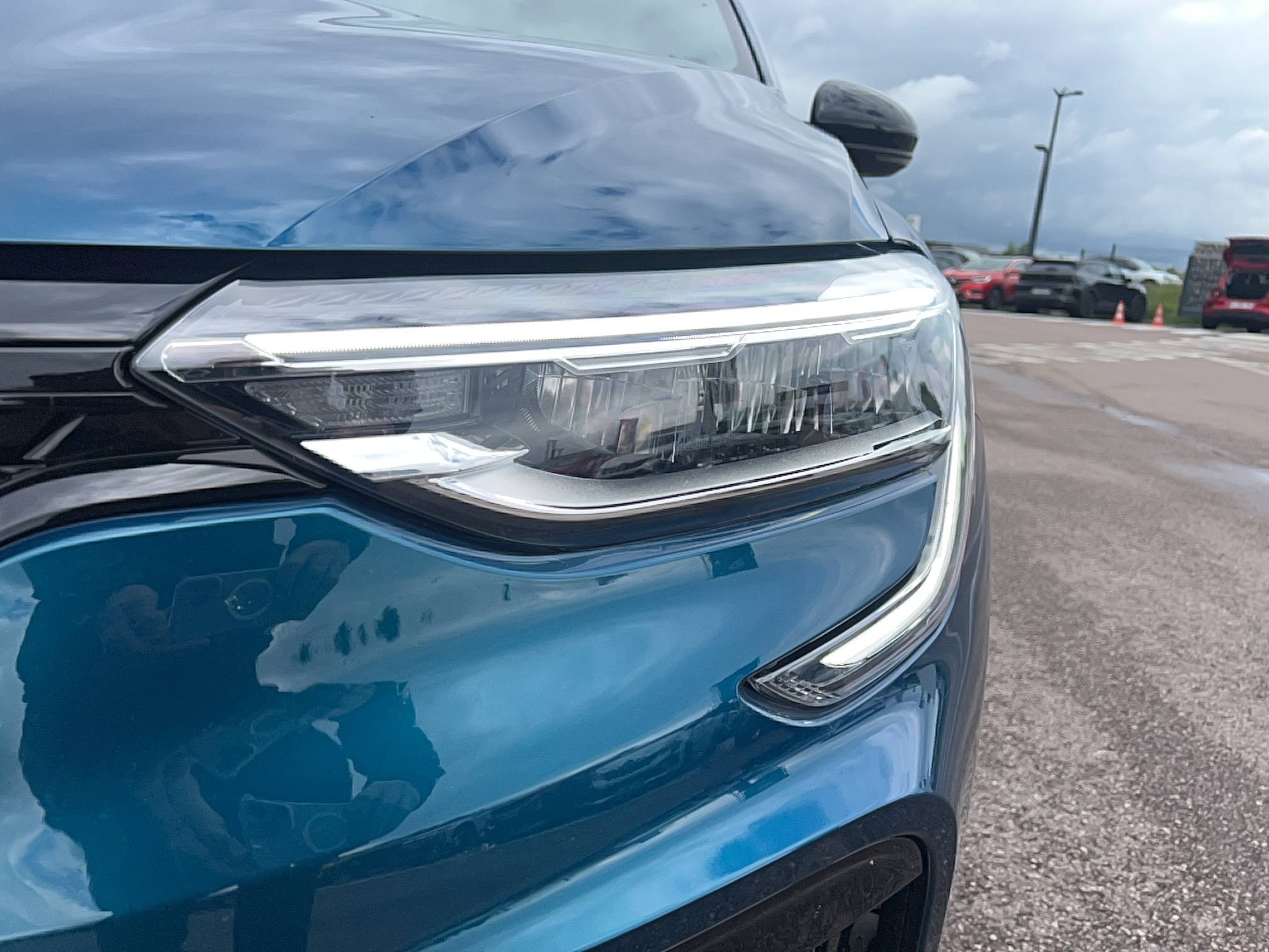 Vente en ligne Renault Arkana  E-Tech hybride 145 - 22 au prix de 22 991 €