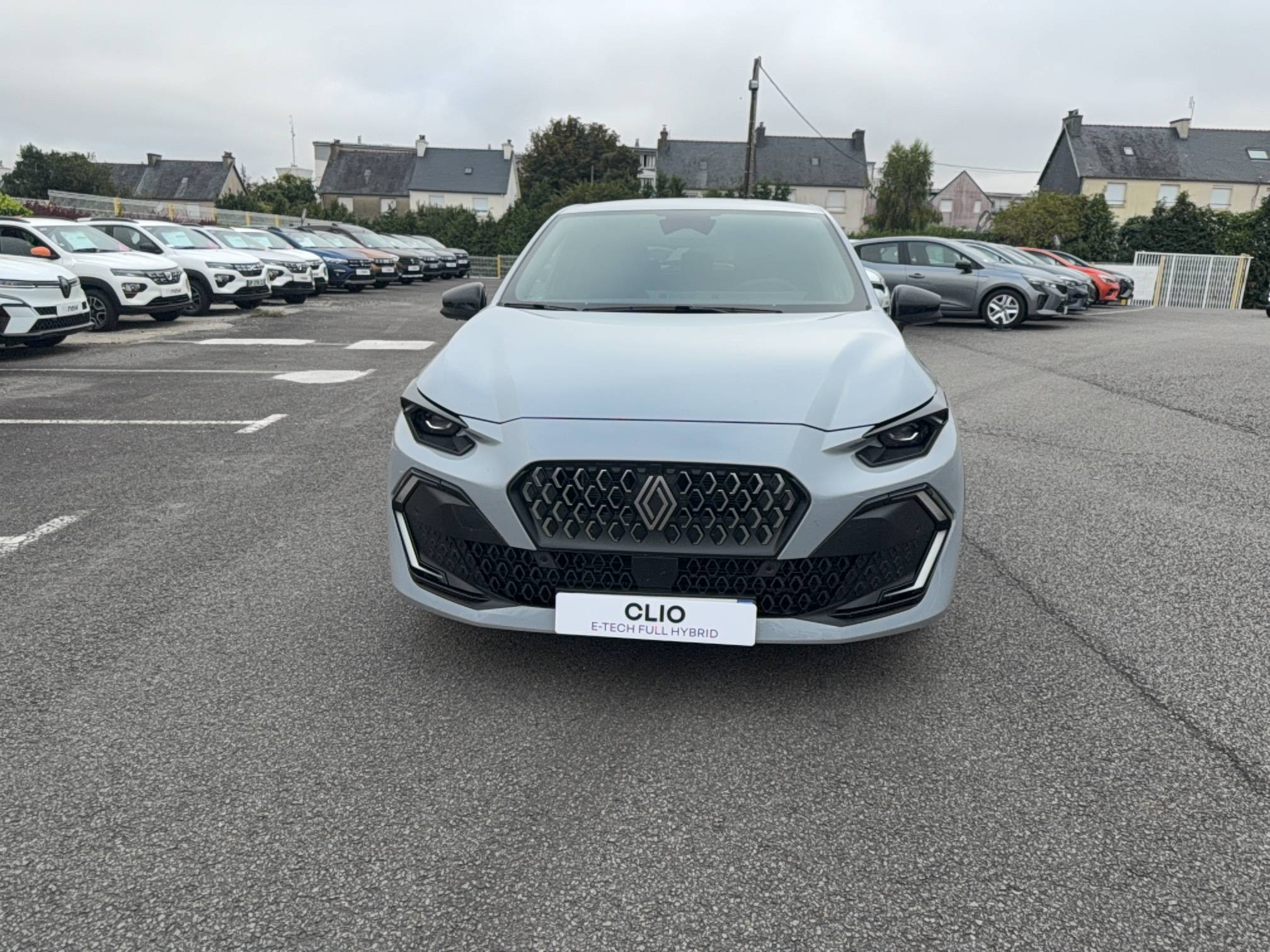 Vente en ligne Renault Clio 6 Clio E-Tech full hybrid 160 ch au prix de 25 990 €