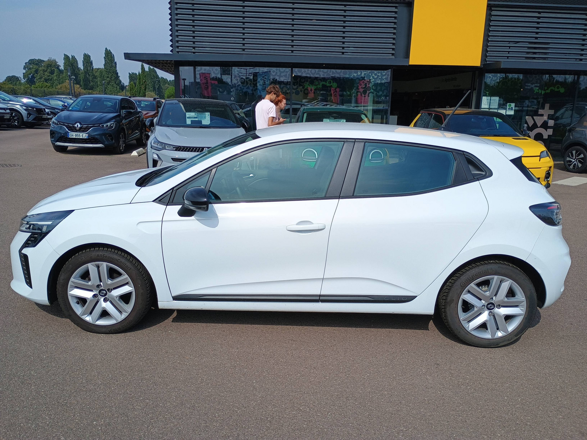 Vente en ligne Renault Clio 5 Clio Eco-G 100 ch GSR2 au prix de 14 991 €