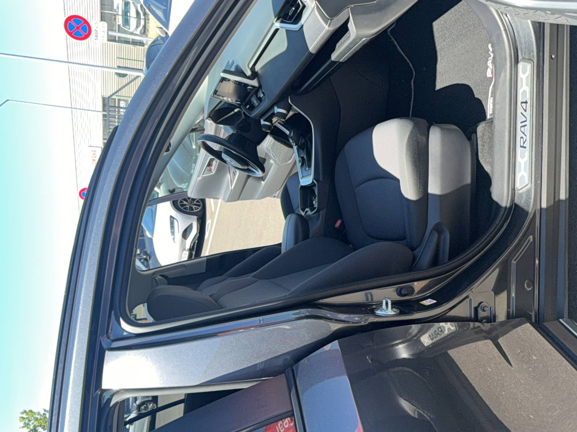 Vente en ligne Toyota RAV4  222 ch AWD-i au prix de 25 490 €