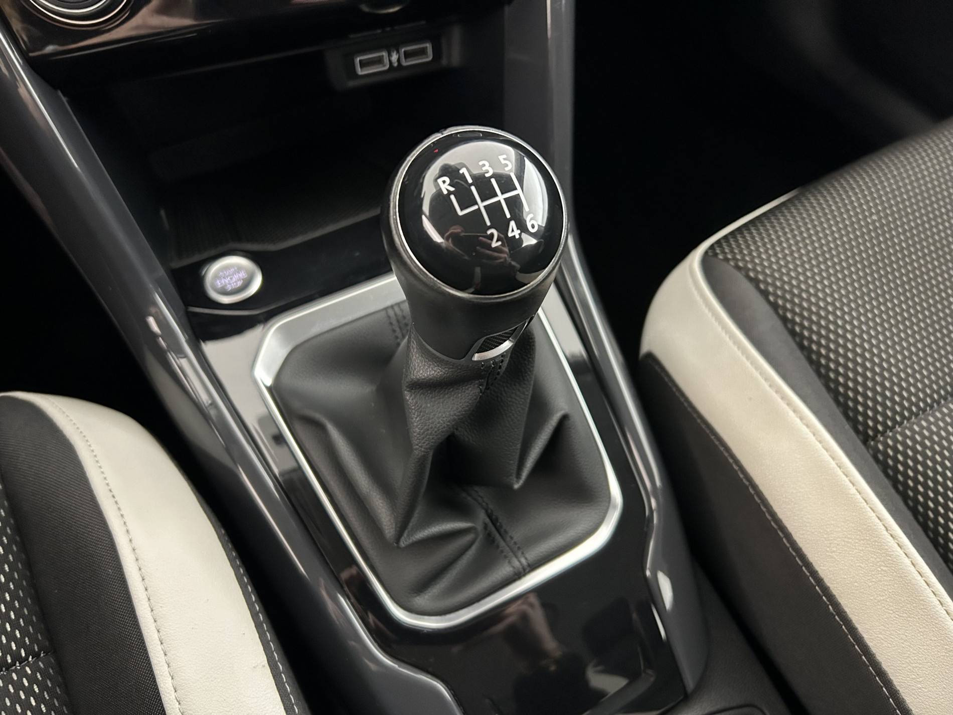 Vente en ligne Volkswagen T-Roc  1.5 TSI 150 EVO Start/Stop BVM6 au prix de 18 990 €