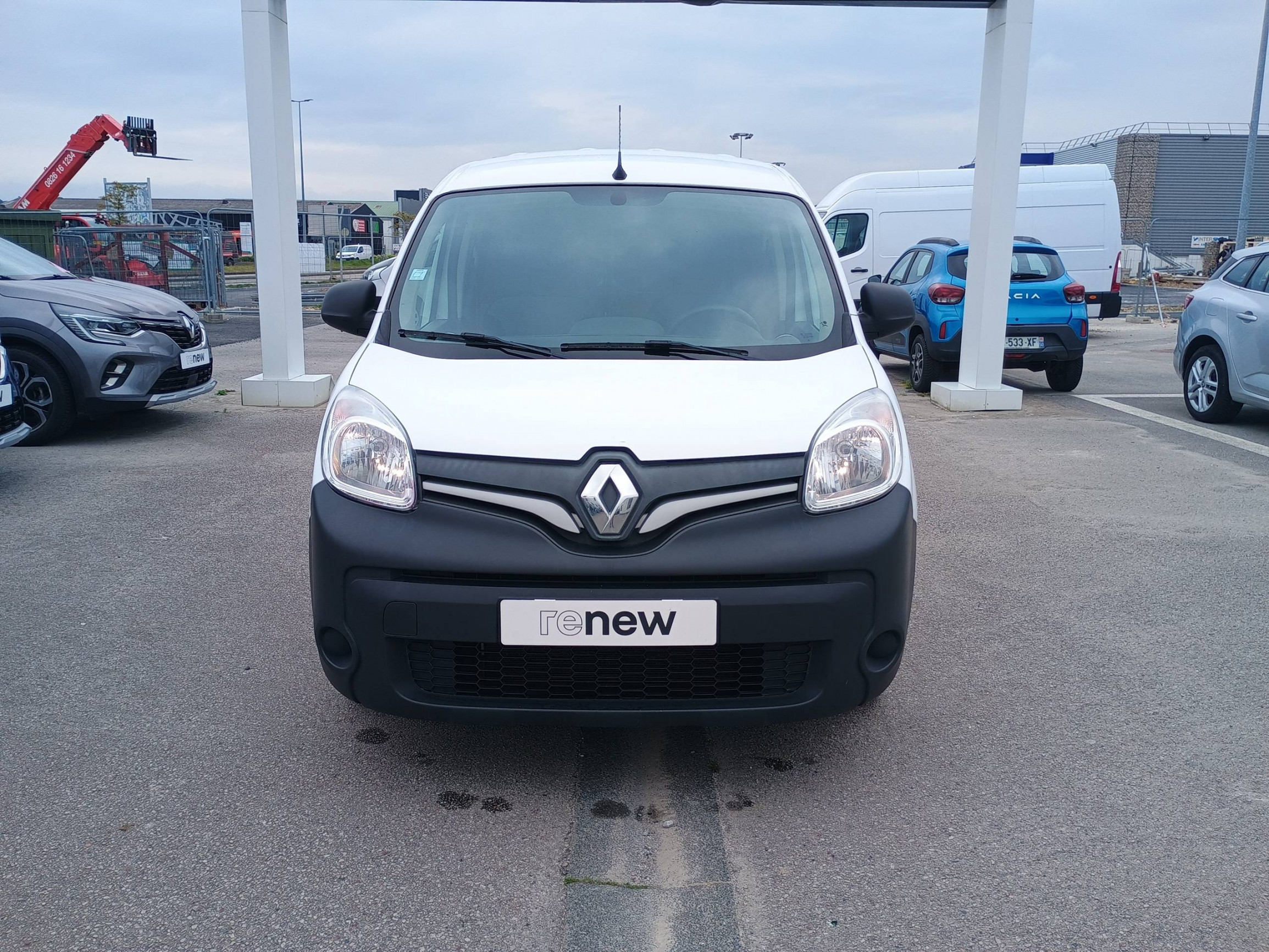Vente en ligne Renault Kangoo Express  BLUE DCI 80 au prix de 12 290 €