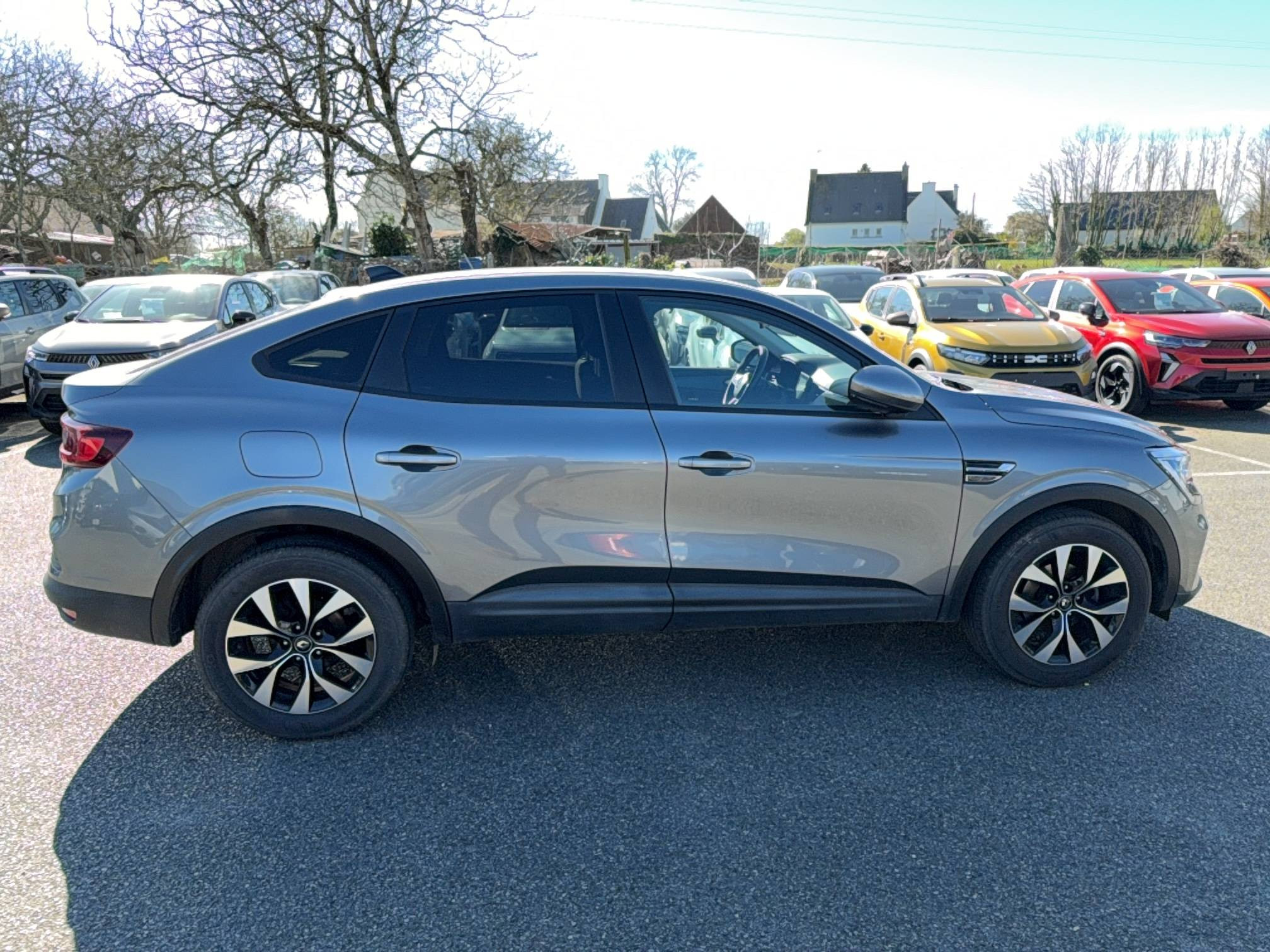 Vente en ligne Renault Arkana  mild hybrid 140 EDC FAP - 22 au prix de 18 290 €