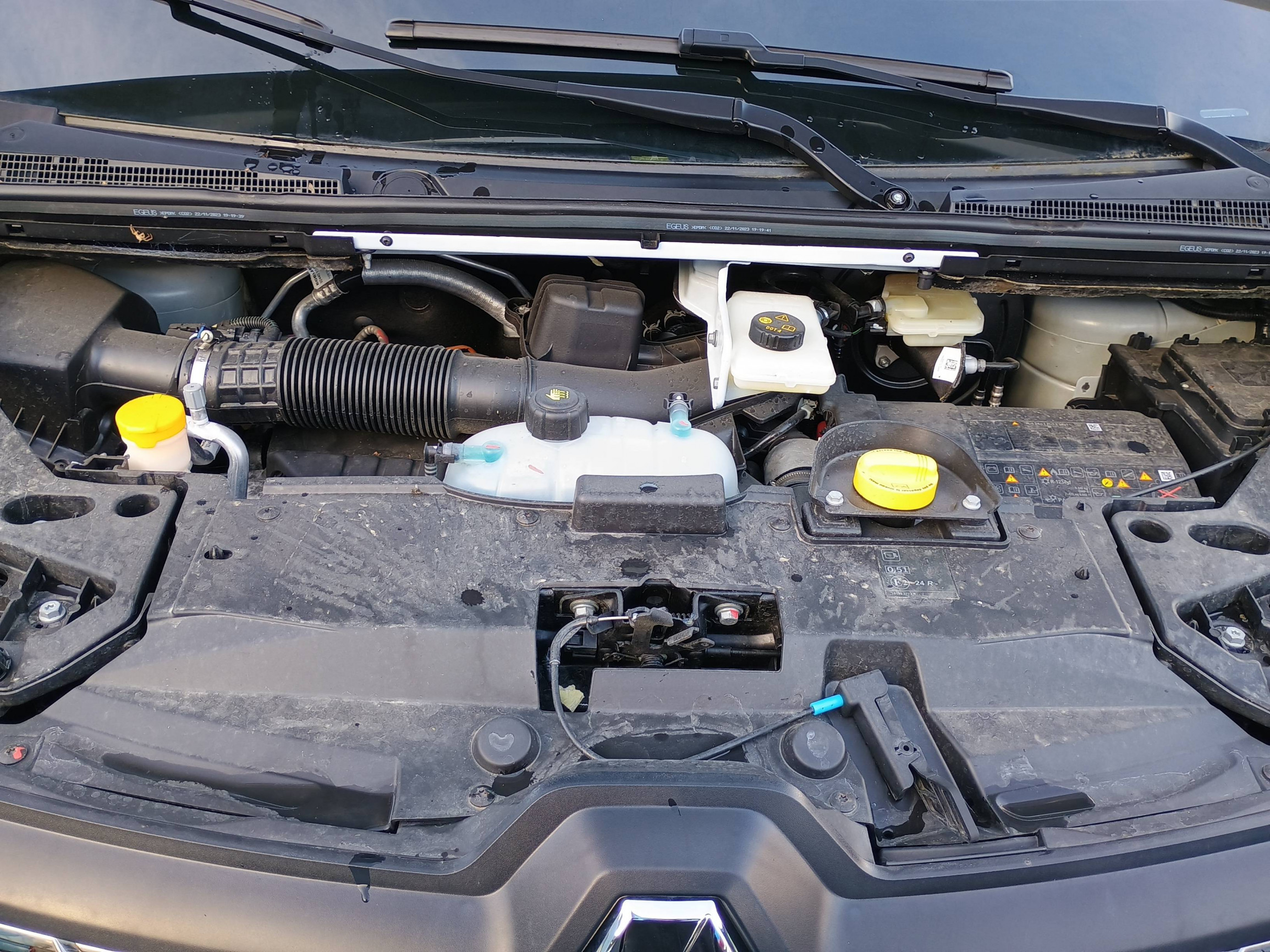 Vente en ligne Renault Trafic 3 Fourgon TRAFIC FGN L1H1 2800 KG BLUE DCI 110 au prix de 24 990 €