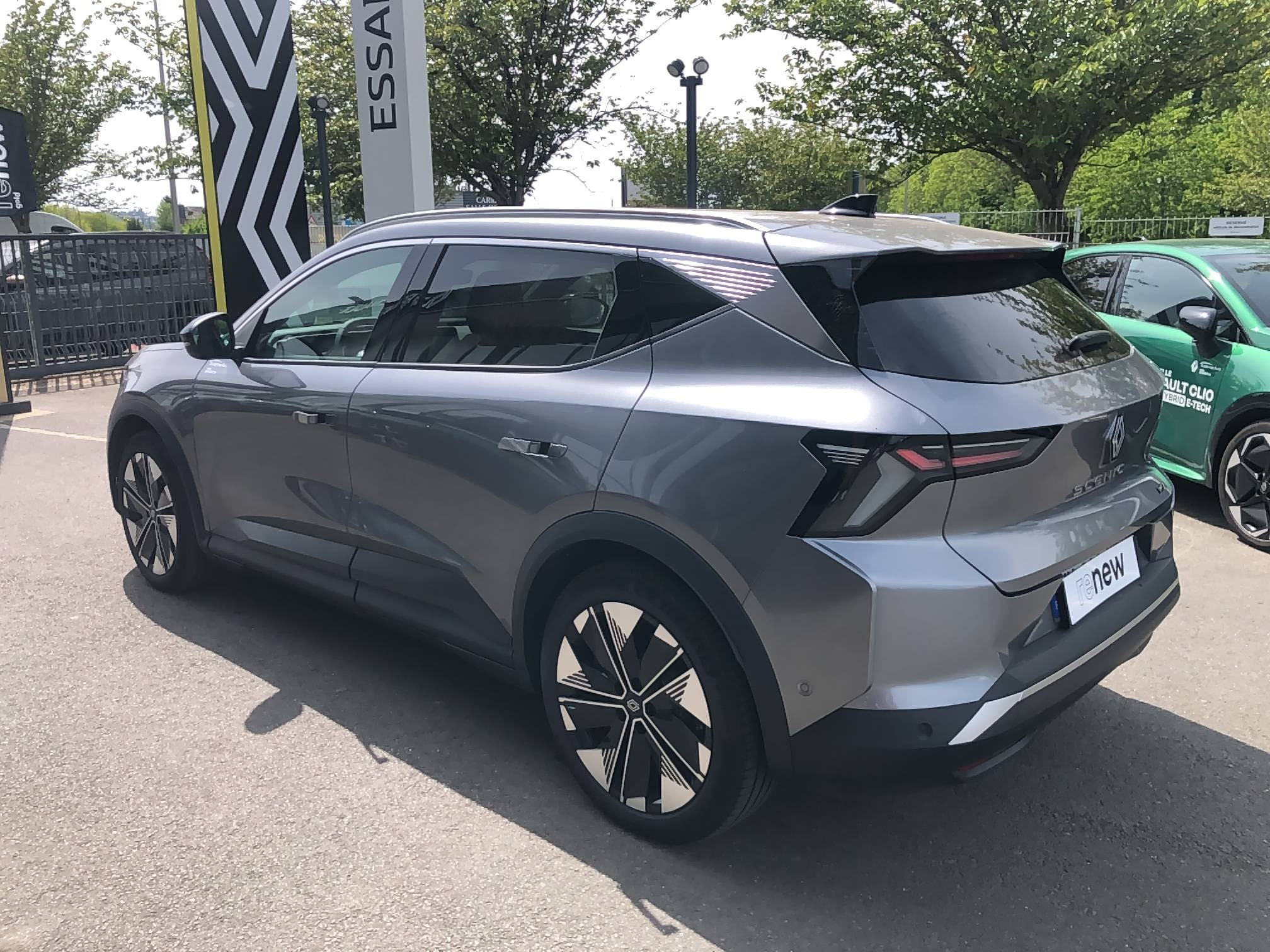 Vente en ligne Renault Scenic E-Tech  220 ch grande autonomie au prix de 44 990 €