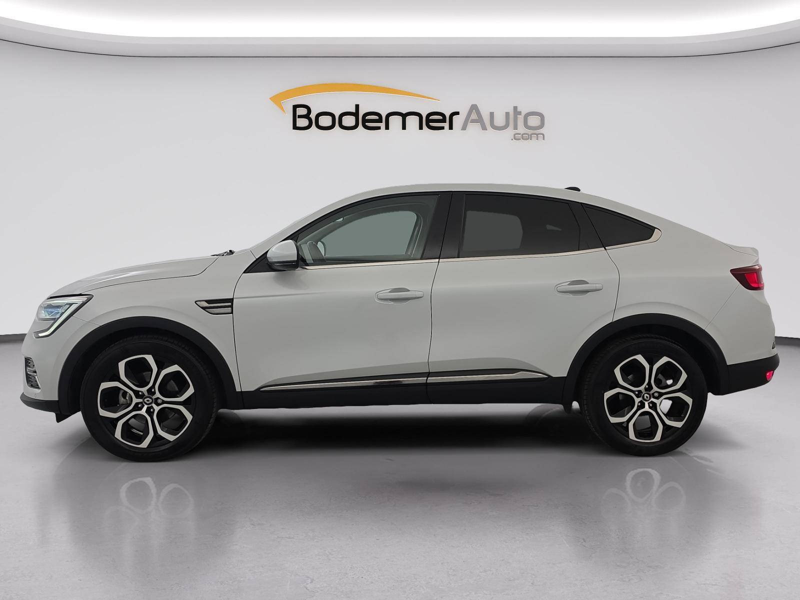 Vente en ligne Renault Arkana  E-Tech hybride 145 - 22 au prix de 21 990 €