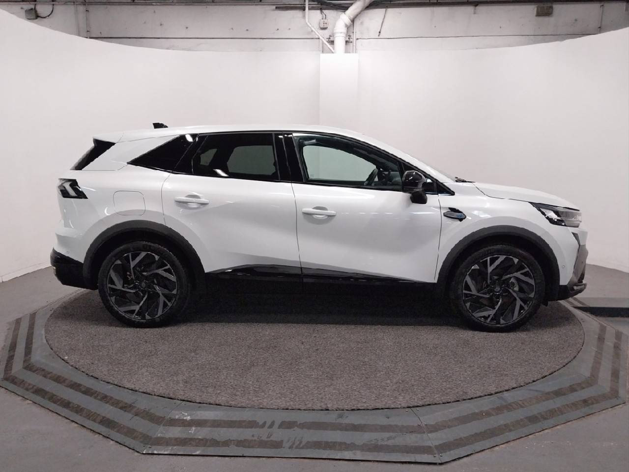 Vente en ligne Renault Symbioz  E-Tech full hybrid 160 ch au prix de 40 800 €