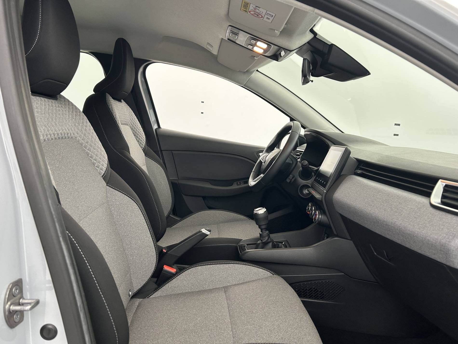 Vente en ligne Renault Clio 5 Clio TCe 90 au prix de 15 490 €