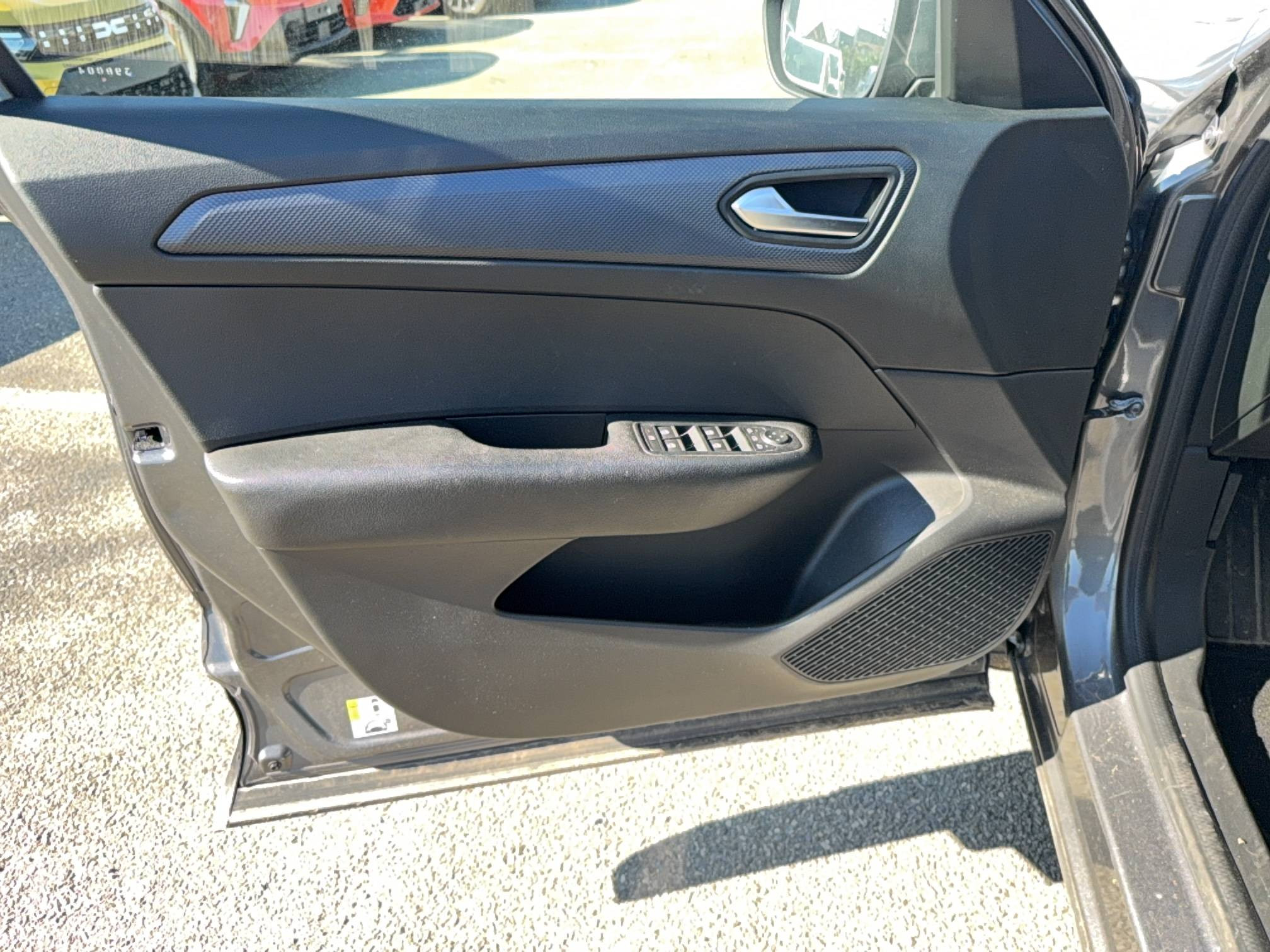 Vente en ligne Renault Arkana  mild hybrid 140 EDC FAP - 22 au prix de 18 290 €