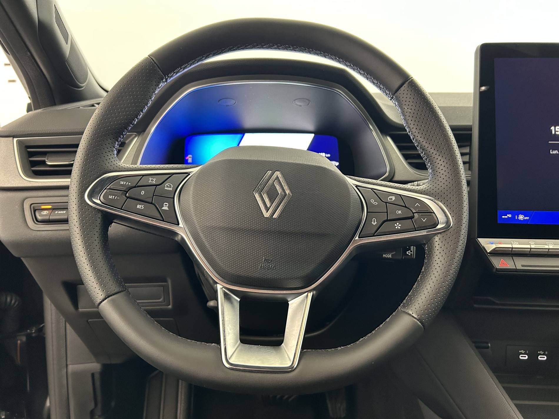 Vente en ligne Renault Symbioz  E-Tech full hybrid 145 au prix de 26 291 €
