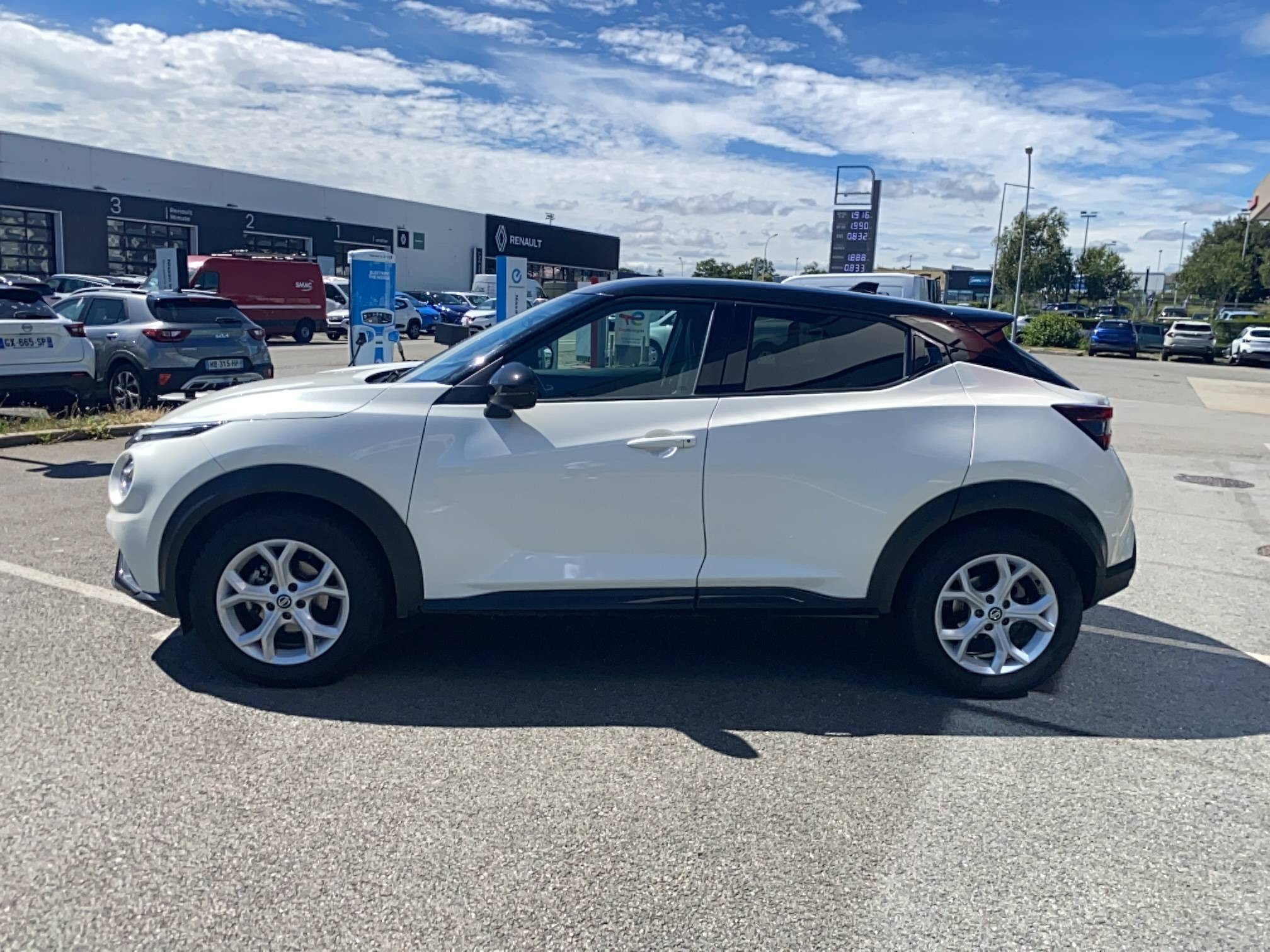 Vente en ligne Nissan Juke Juke DIG-T 114 au prix de 16 990 €