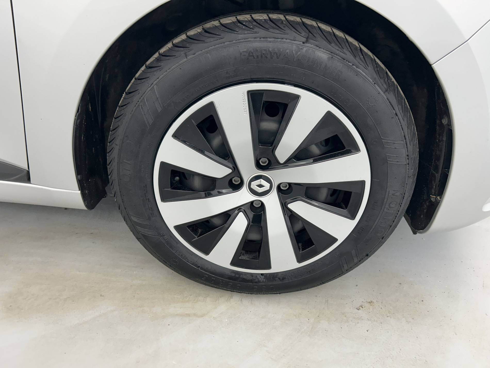 Vente en ligne Renault Clio 5 Clio TCe 90 au prix de 13 990 €