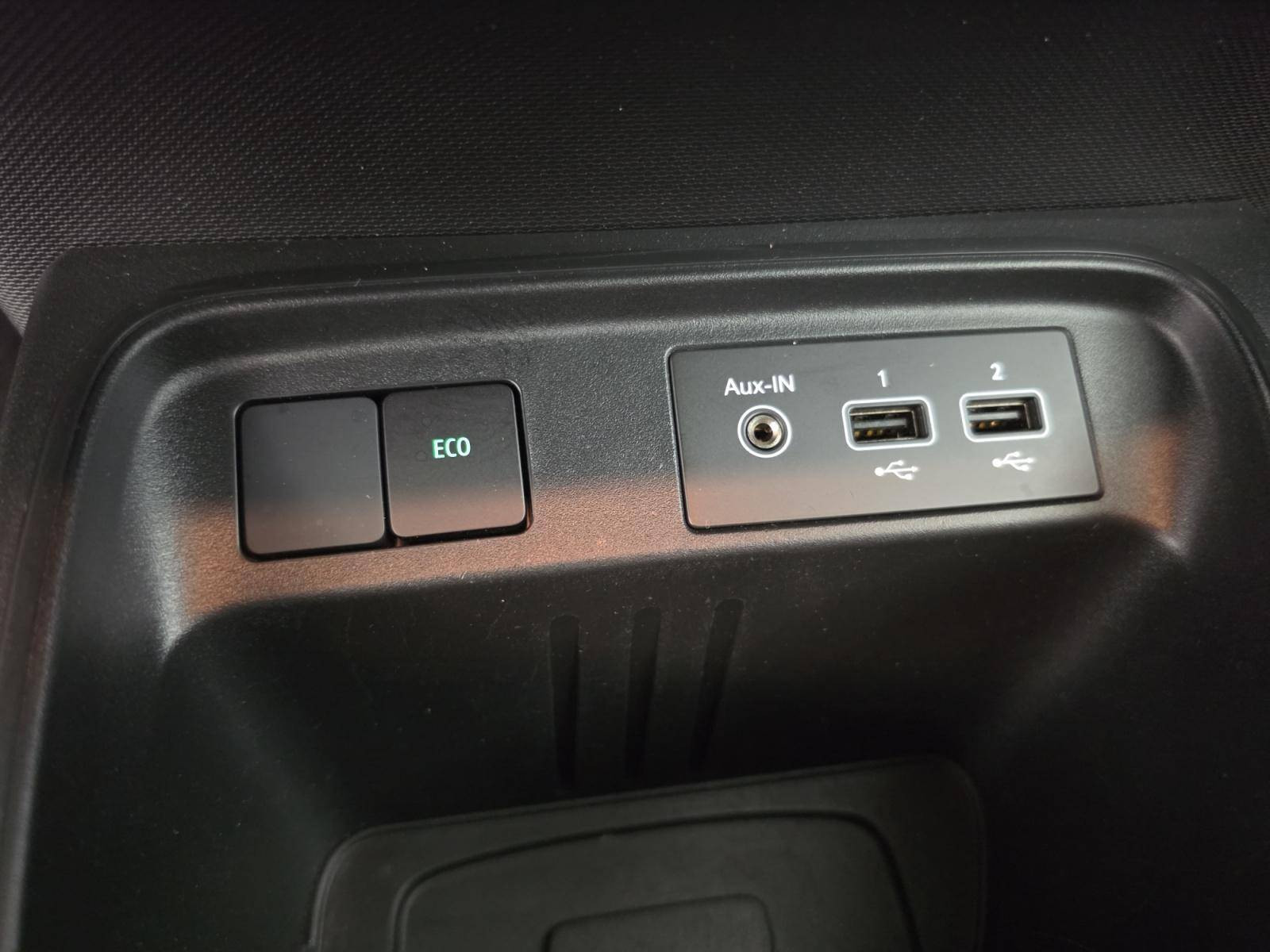 Vente en ligne Renault Twingo Electrique Twingo III E-Tech au prix de 11 990 €