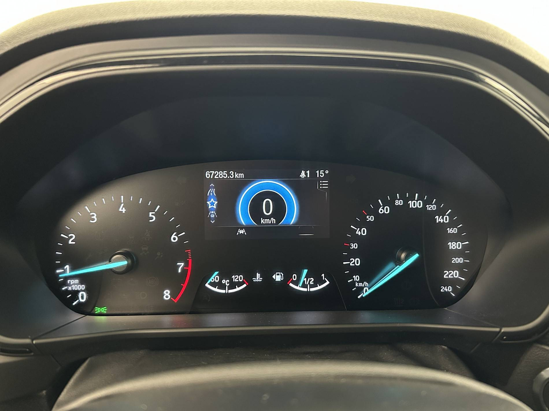 Vente en ligne Ford Focus  1.0 EcoBoost 125 S&S au prix de 13 900 €