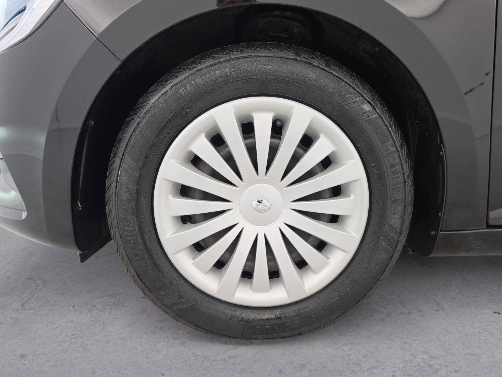 Vente en ligne Renault Clio 5 Clio TCe 90 au prix de 14 990 €