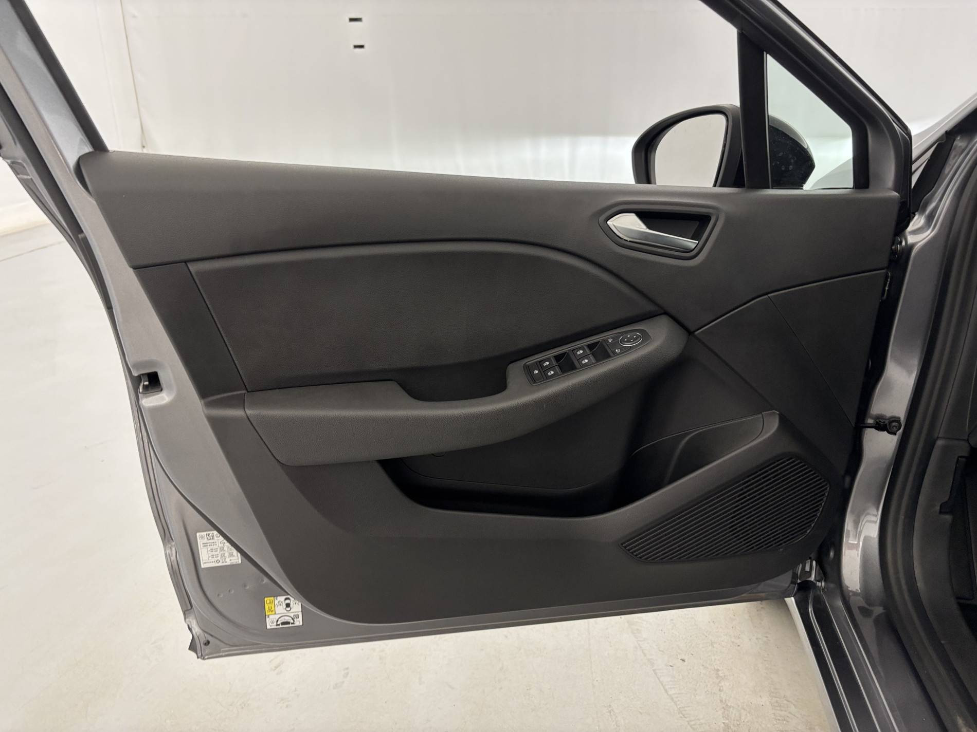 Vente en ligne Renault Clio 5 Clio E-Tech full hybrid 145 ch GSR2 au prix de 18 890 €