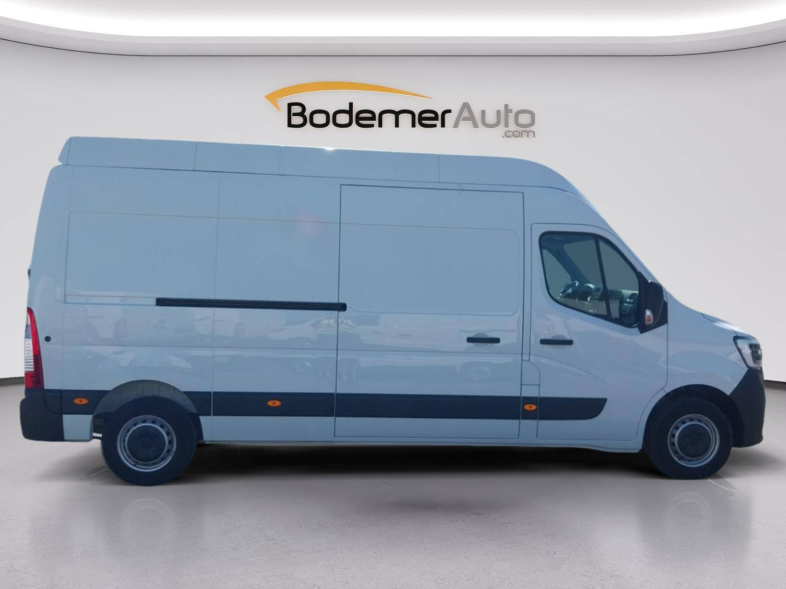 Vente en ligne Renault Master Fourgon MASTER FGN TRAC F3500 L3H3 BLUE DCI 135 au prix de 26 490 €