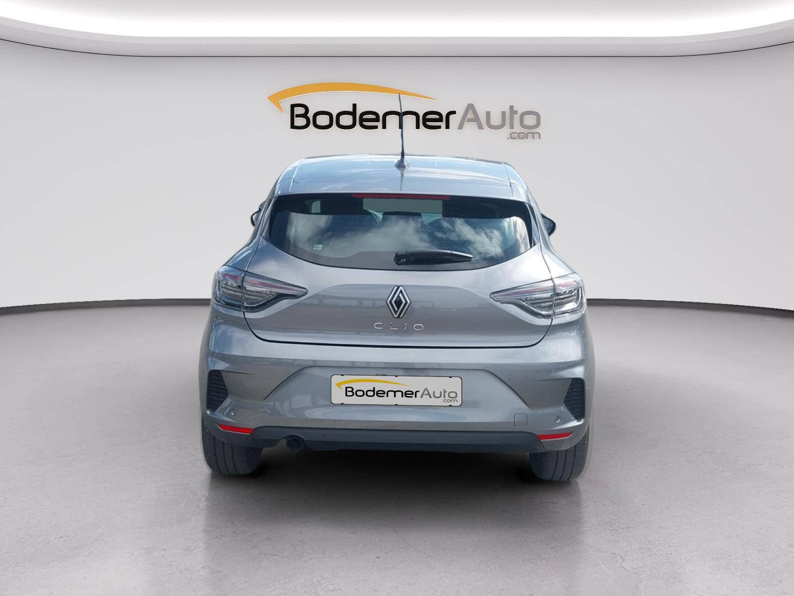 Vente en ligne Renault Clio 5 Clio Blue dCi 100 ch GSR2 au prix de 15 990 €