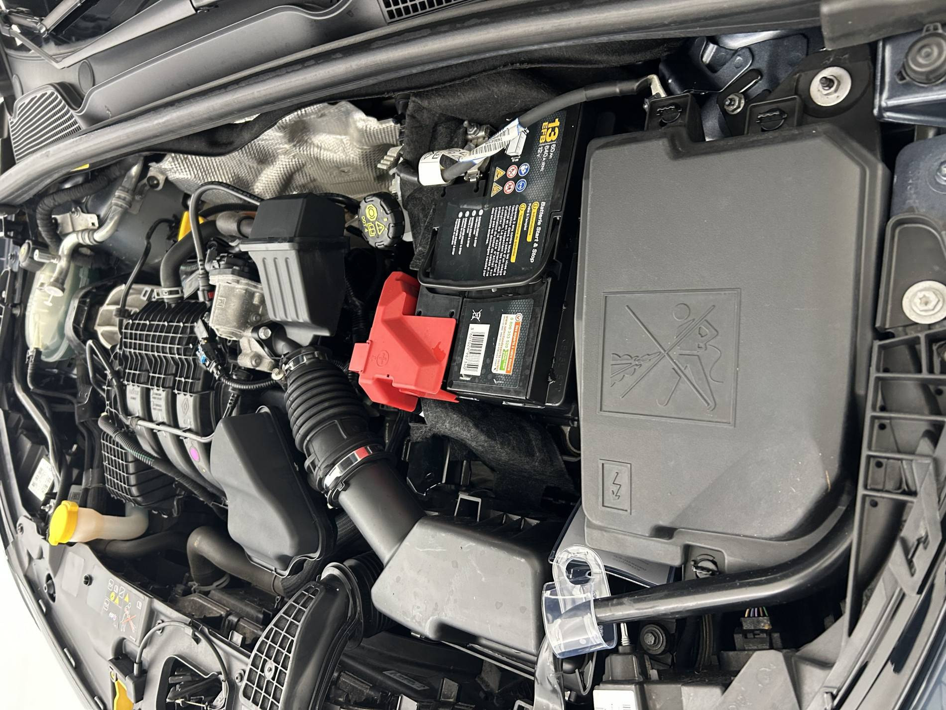 Vente en ligne Renault Clio 5 Clio SCe 75 au prix de 10 990 €