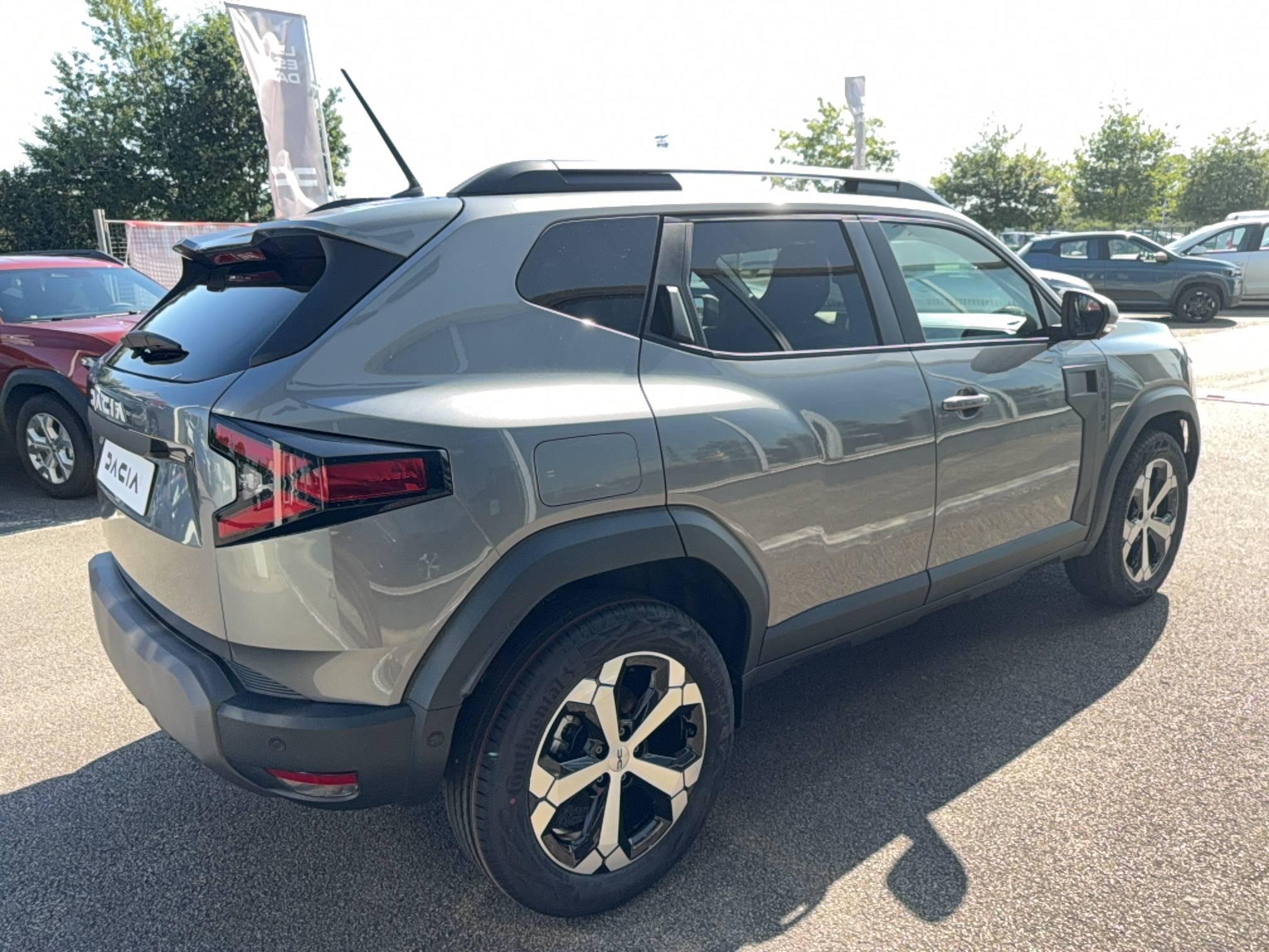 Vente en ligne Dacia Duster  Hybrid 155 au prix de 29 890 €