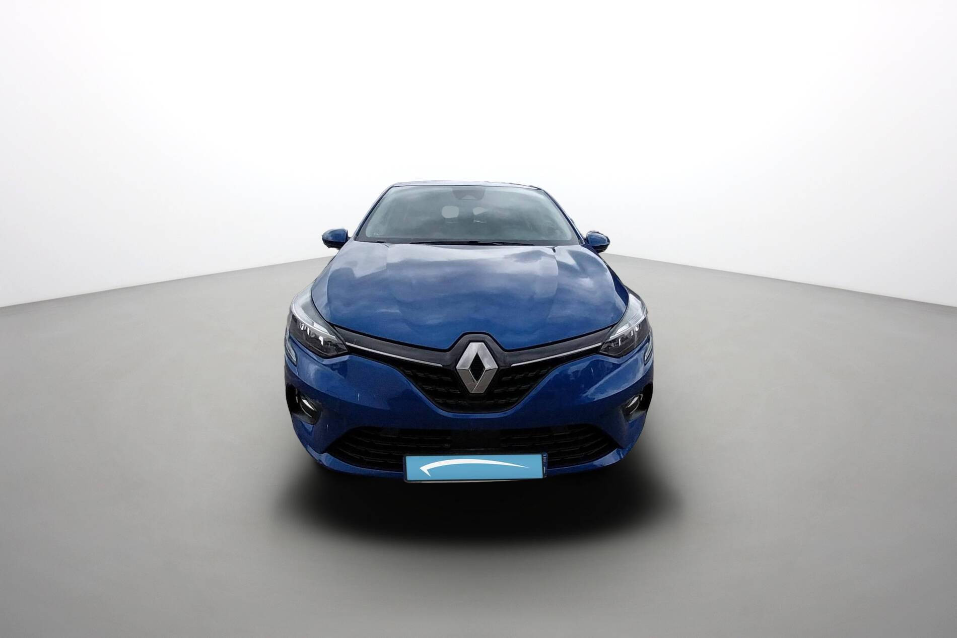 Vente en ligne Renault Clio 5 Clio E-Tech 140 - 21N au prix de 15 780 €