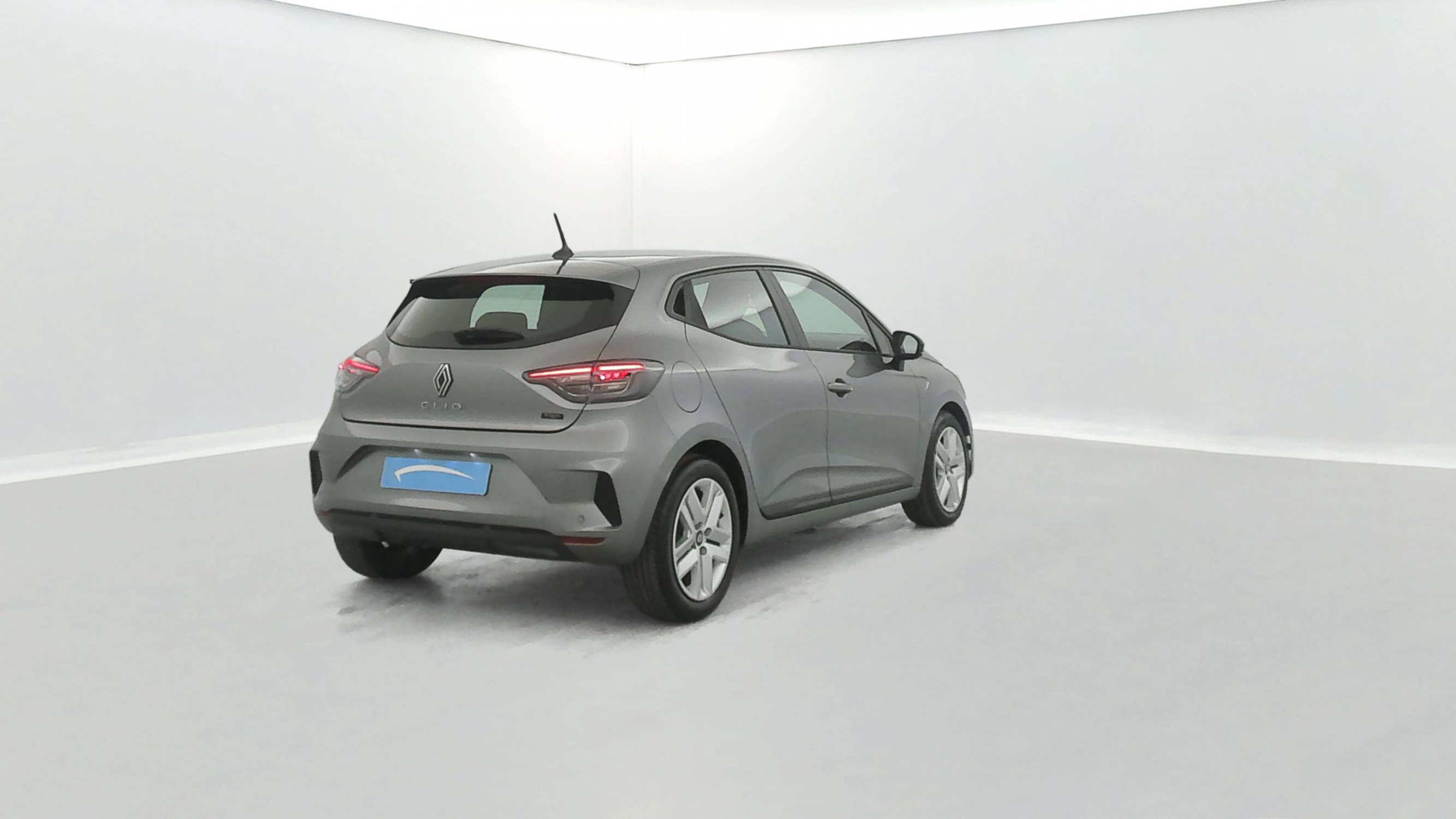 Vente en ligne Renault Clio 5 Clio E-Tech full hybrid 145 ch GSR2 au prix de 18 490 €