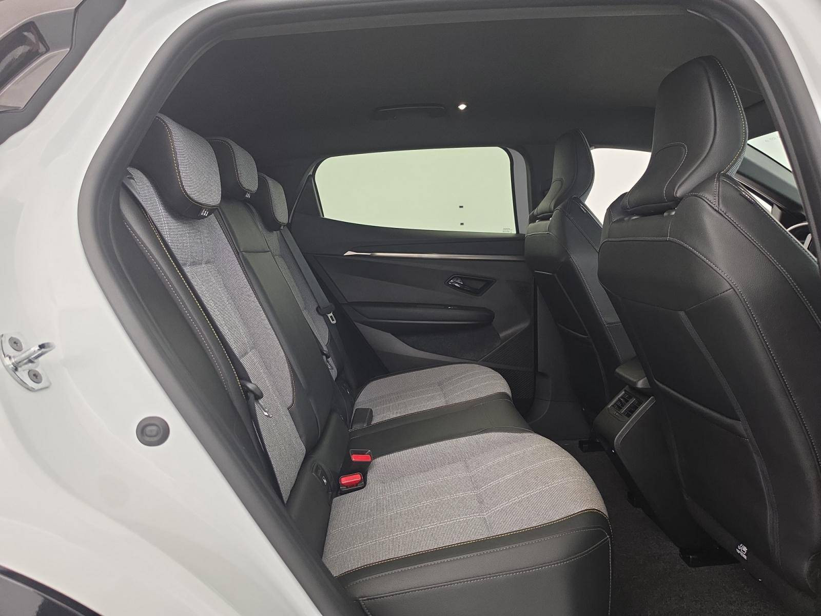 Vente en ligne Renault Megane E-Tech  EV60 220 ch super charge au prix de 25 490 €