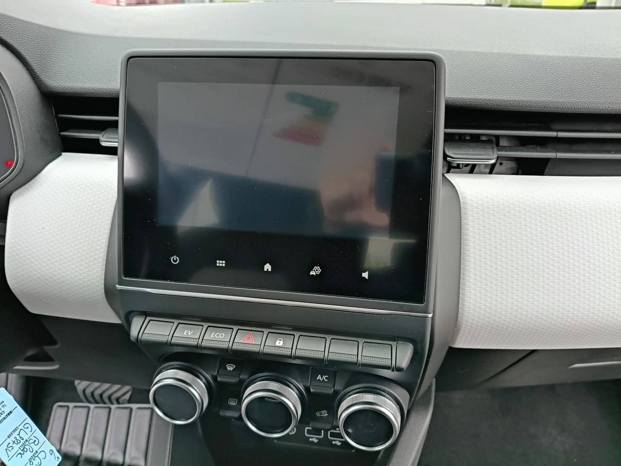 Vente en ligne Renault Clio 5 Clio E-Tech full hybrid 145 au prix de 16 490 €