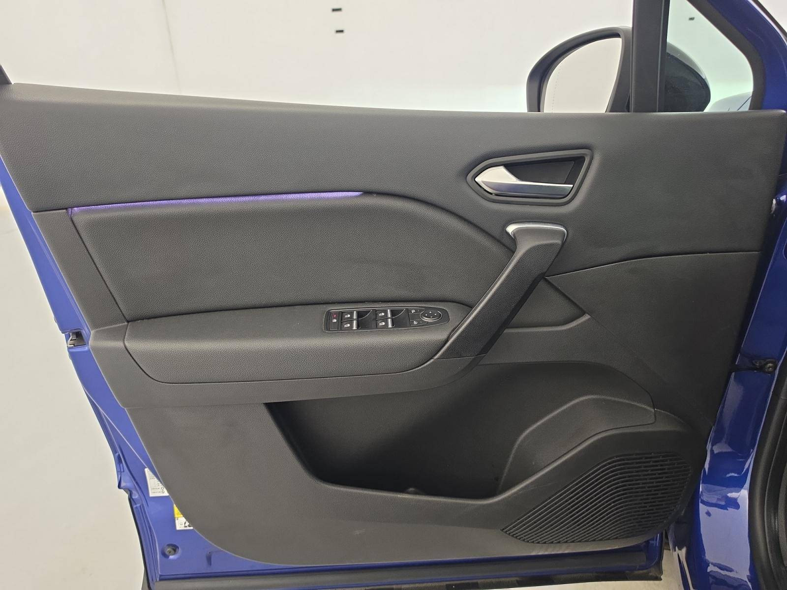 Vente en ligne Renault Captur  mild hybrid 160 EDC au prix de 19 490 €