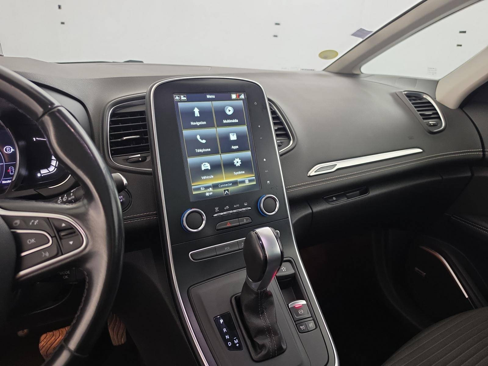 Vente en ligne Renault Grand Scenic 4 Grand Scenic Blue dCi 150 EDC au prix de 16 490 €