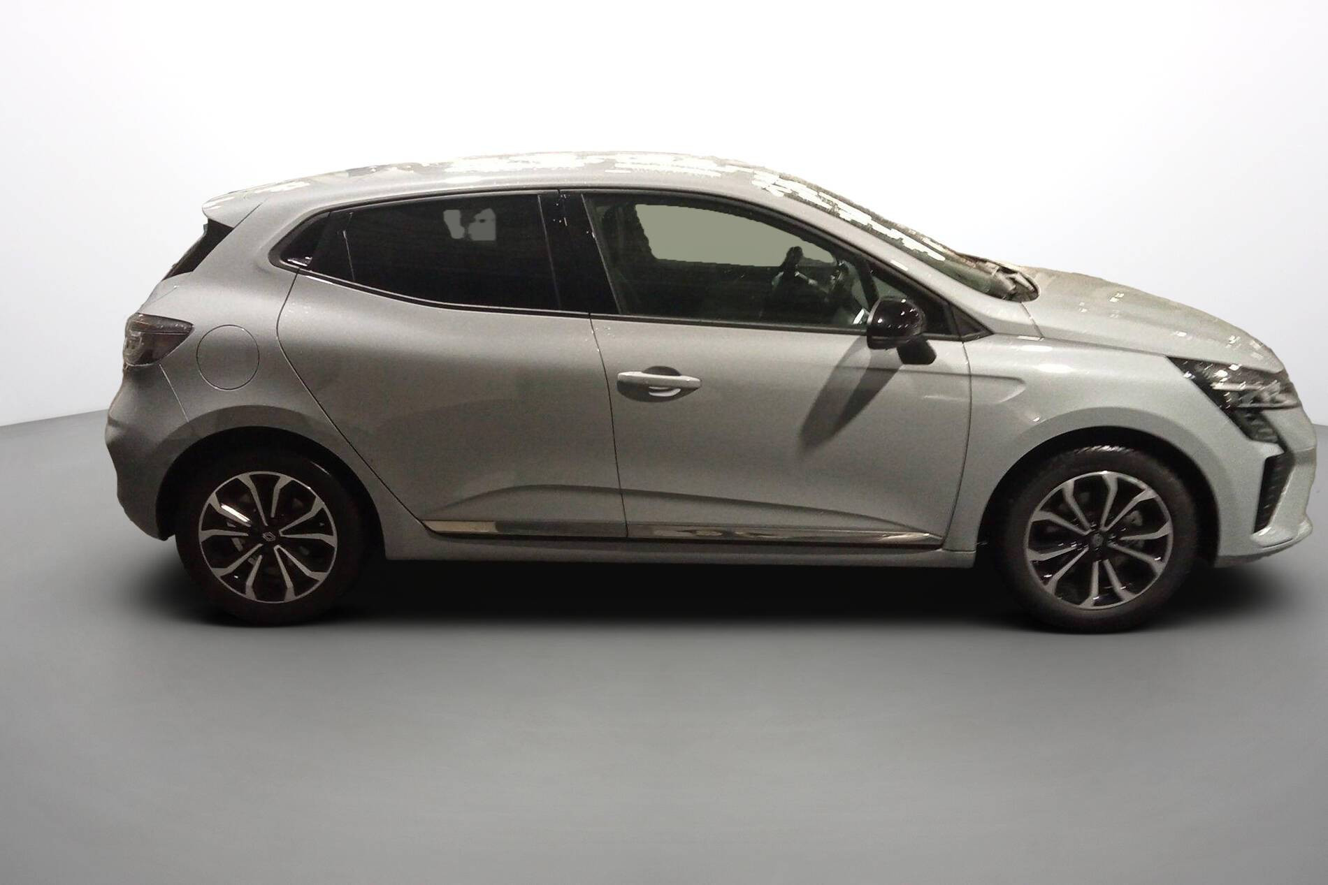 Vente en ligne Renault Clio 5 Clio E-Tech full hybrid 145 ch GSR2 au prix de 21 490 €